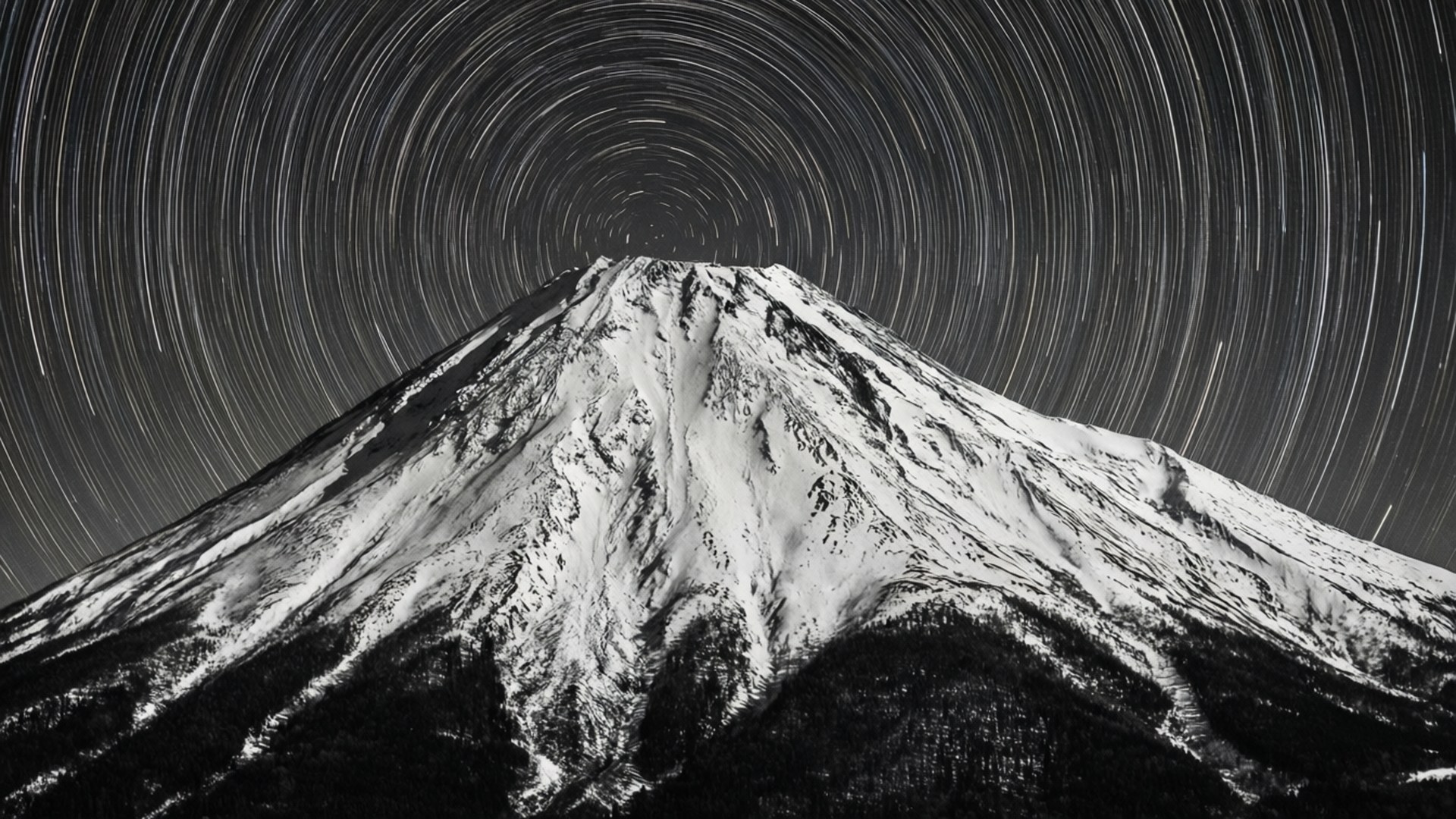 Estelas de Estrellas en la Montaña Fondos de pantalla