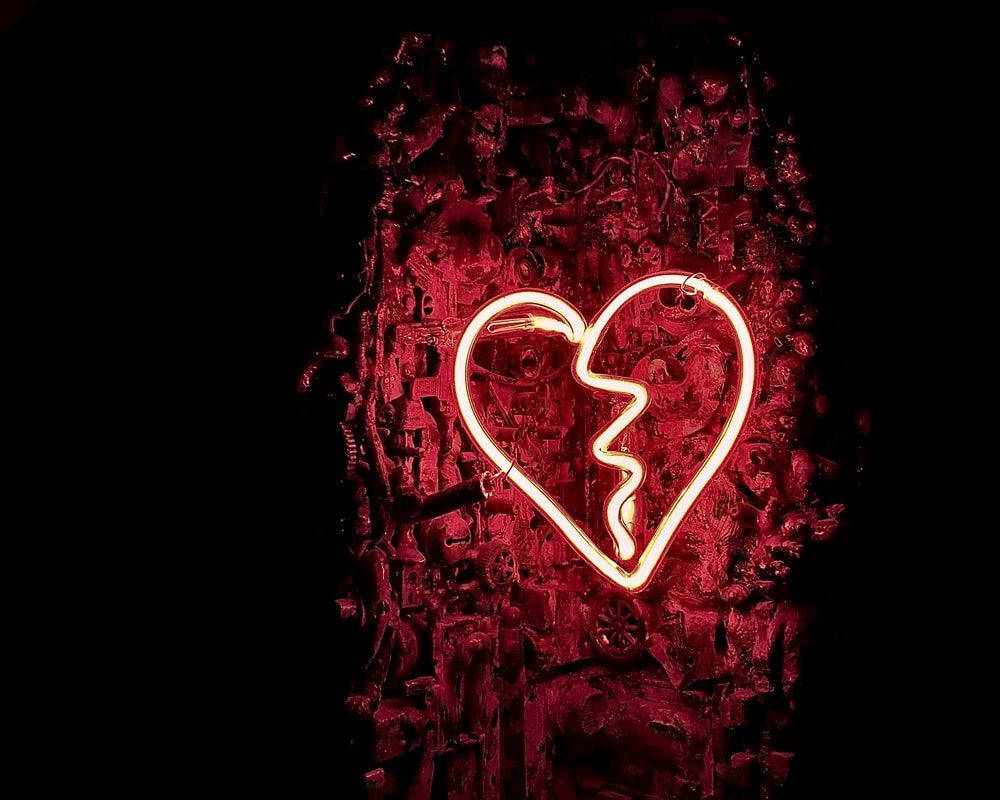 Estética de corazón roto con luz neón Fondos de pantalla