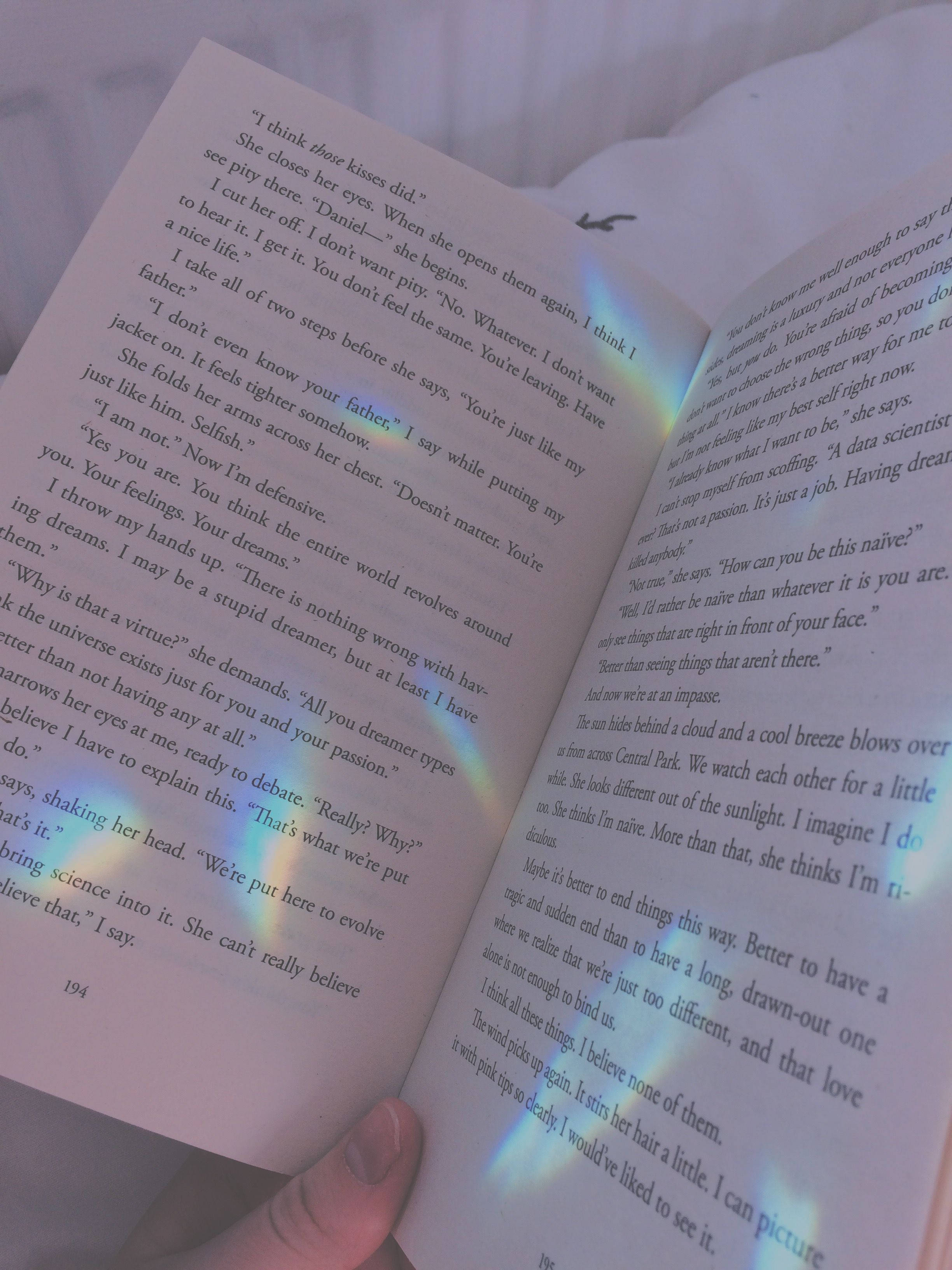 Estética de libro luminoso Fondos de pantalla