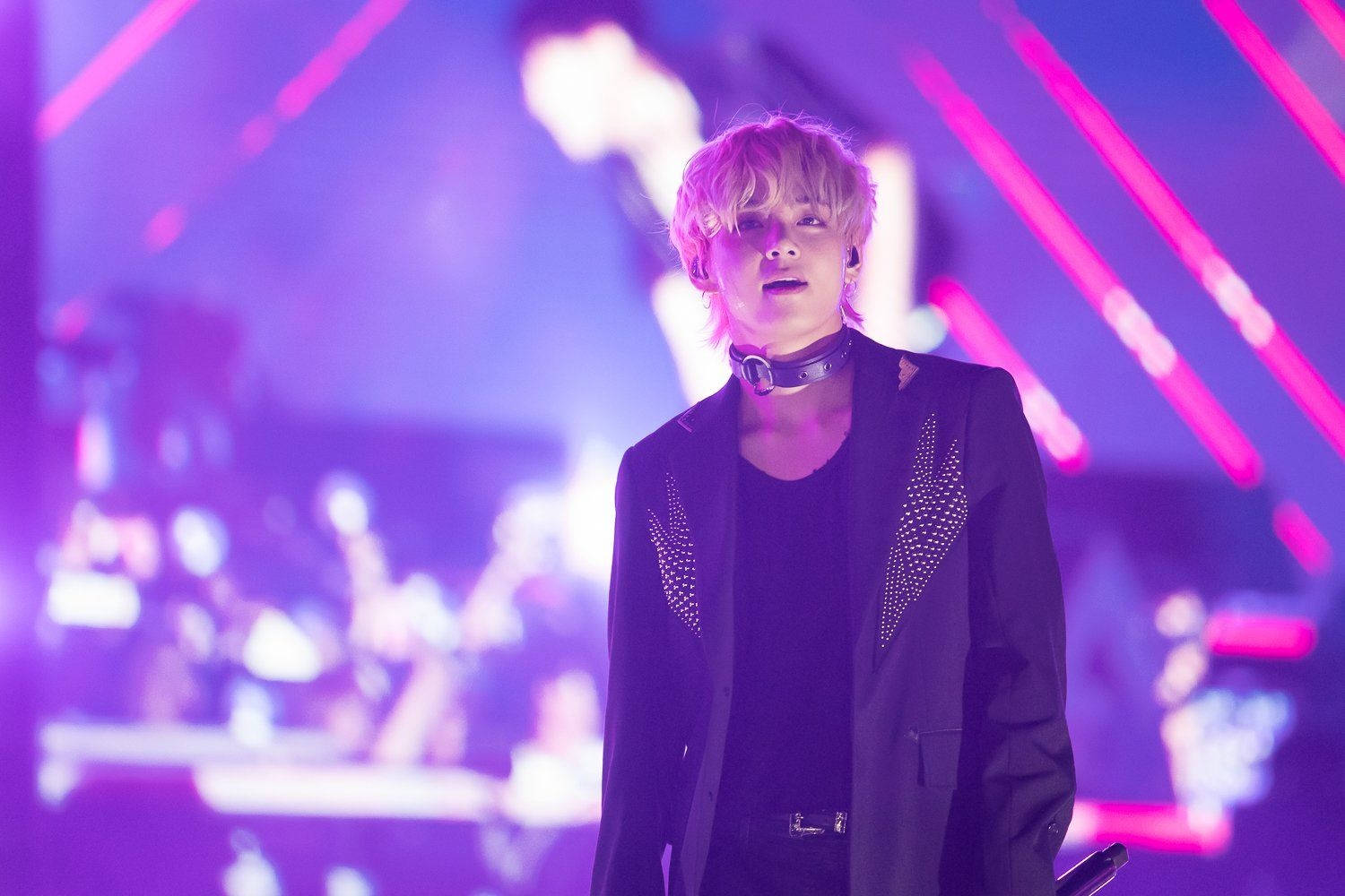 Estética Púrpura de BTS Tae-Hyung Fondos de pantalla
