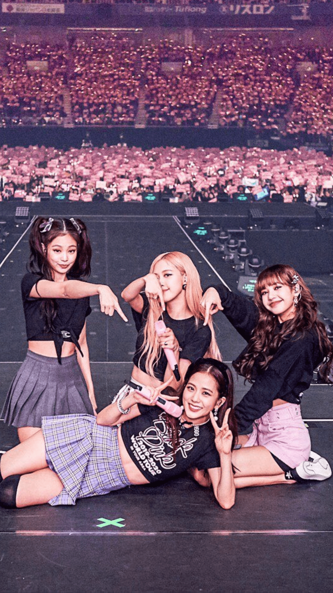 Estilo y Energía Estelar - Blackpink en Concierto Fondos de pantalla