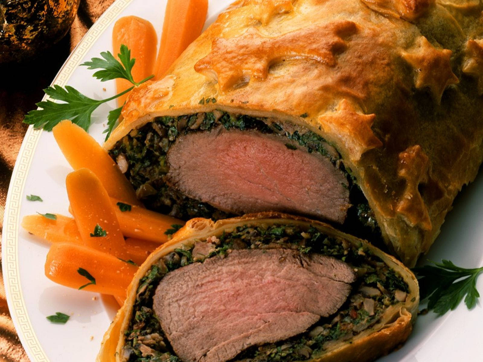 Estrellas de carne Wellington con zanahorias Fondos de pantalla
