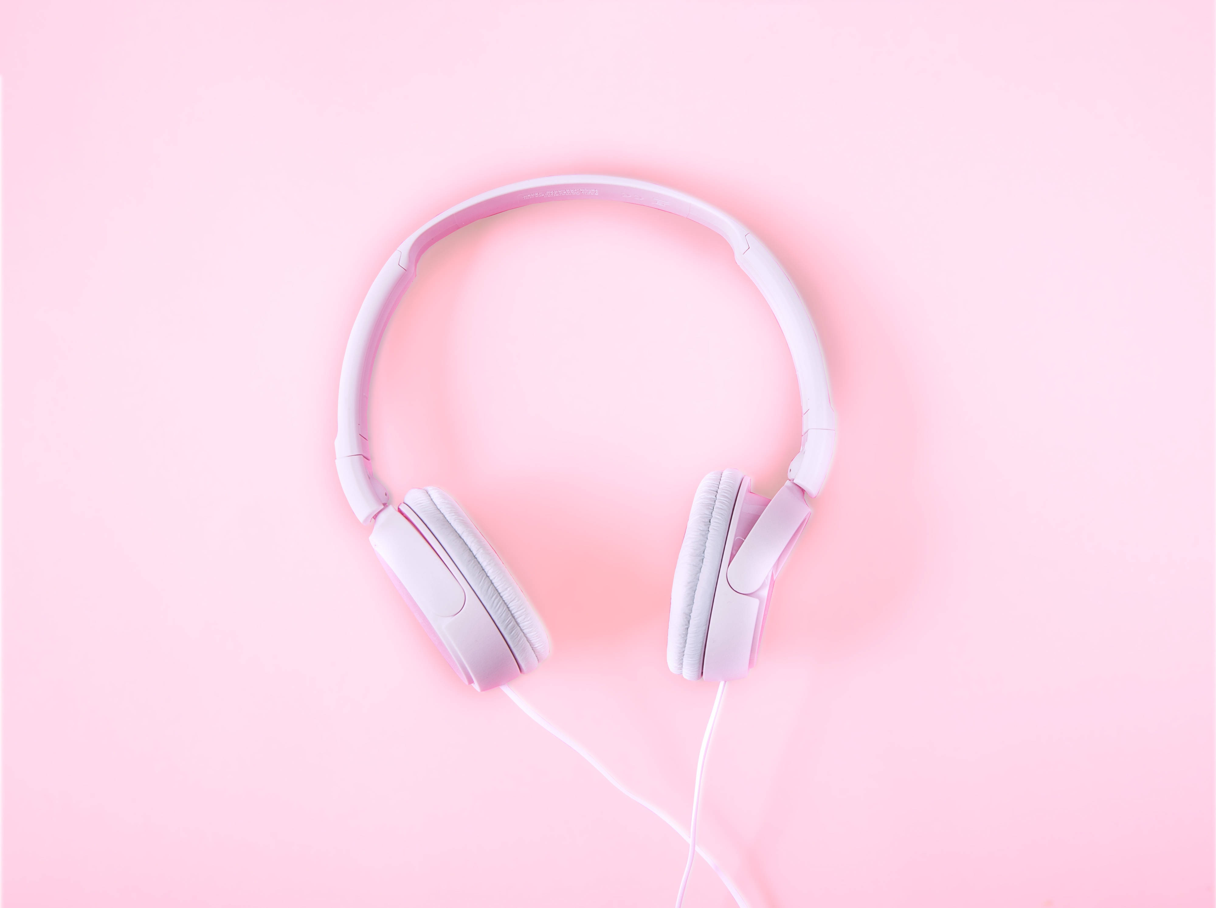 Experimenta la belleza de la música con nuestros audífonos rosas Fondos de pantalla
