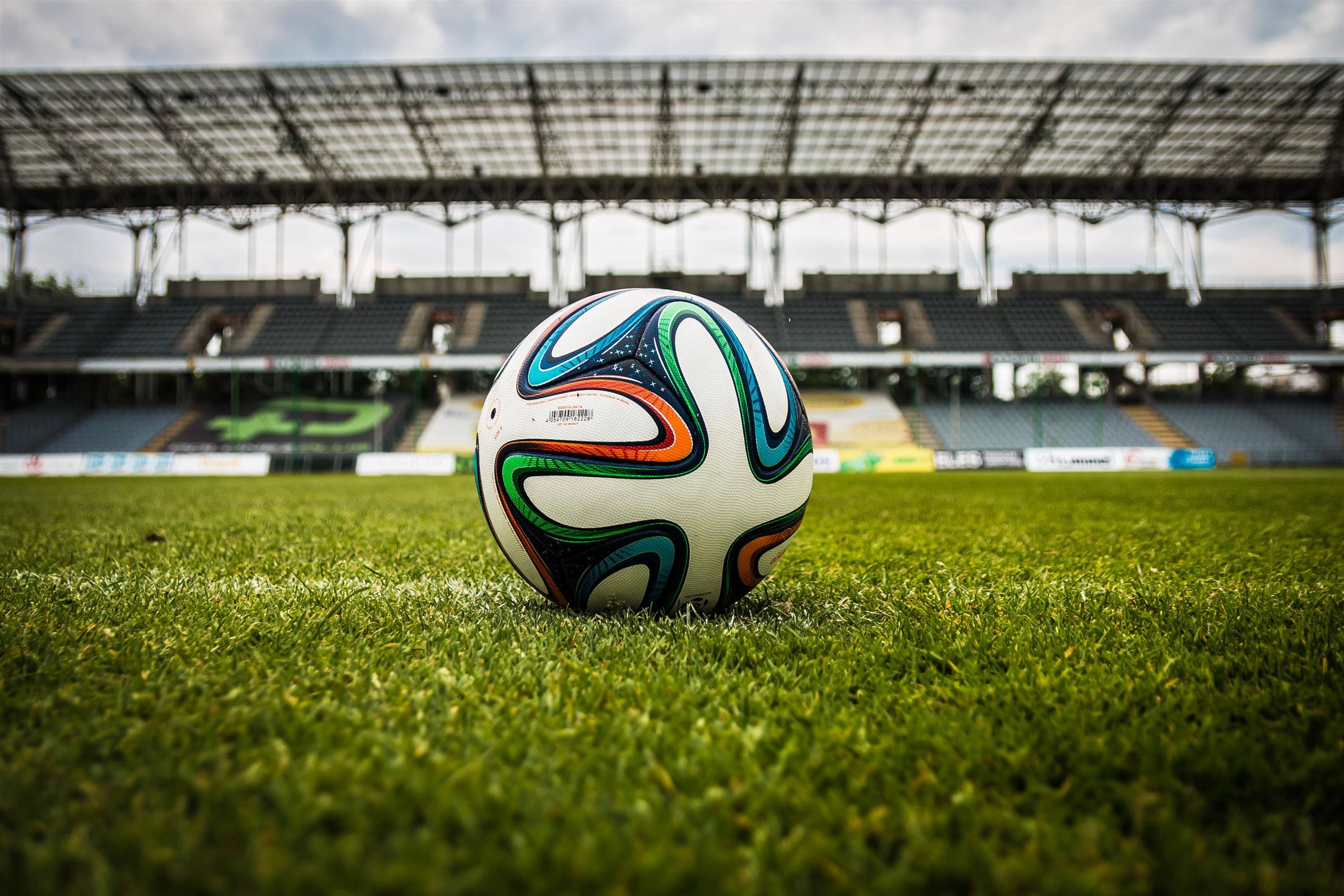 Experimenta la emoción del fútbol en un estadio emocionante Fondos de pantalla