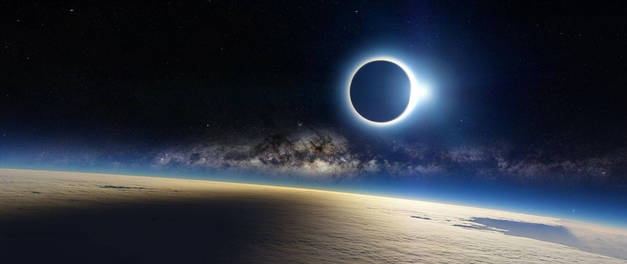 Experimenta un impresionante eclipse en el espacio exterior Fondos de pantalla