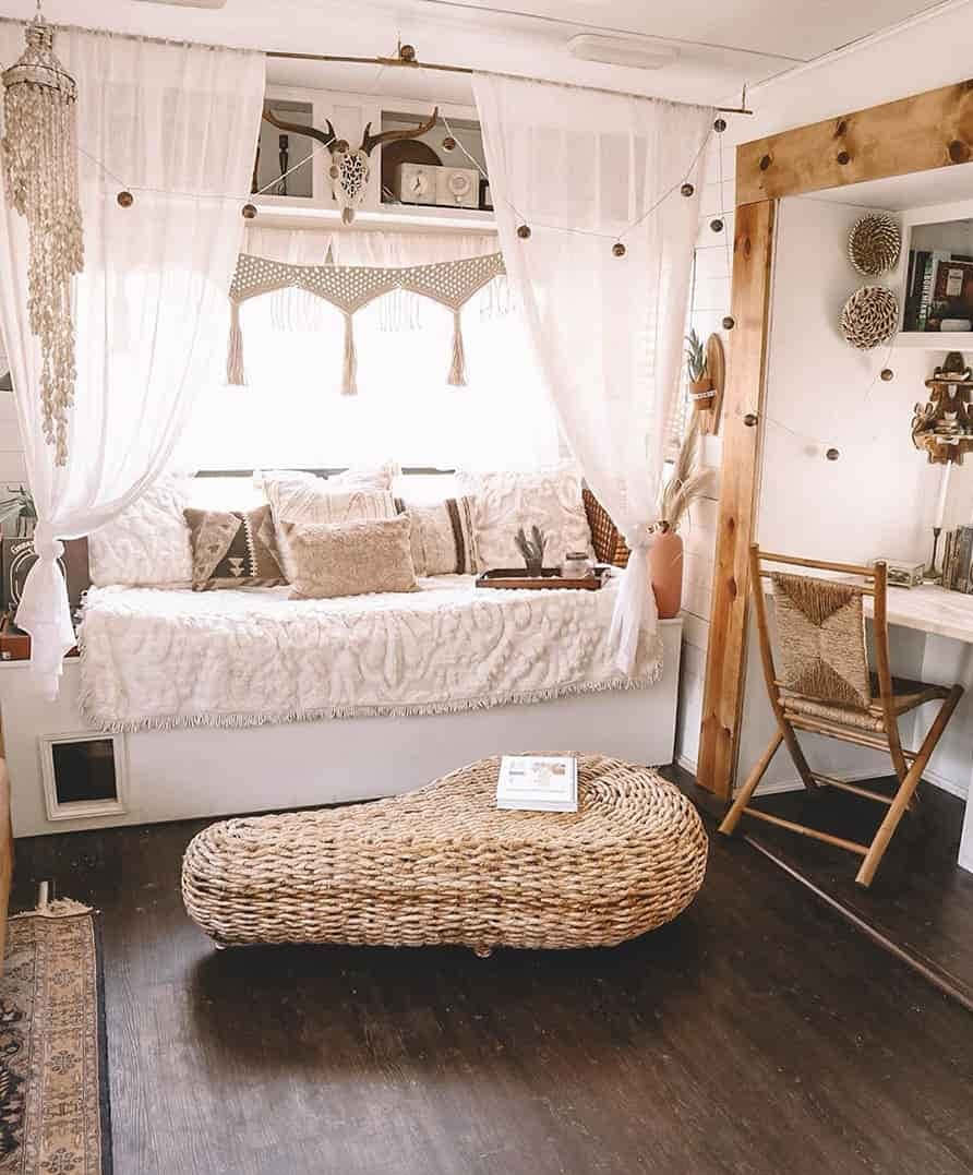 Expresa tu estilo boho interior con estampados coloridos y texturas florales. Fondos de pantalla