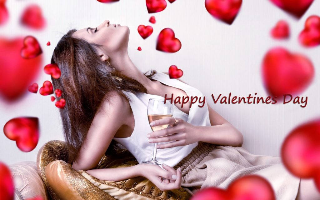 Feliz Día de San Valentín Mujer con Bebida Fondos de pantalla