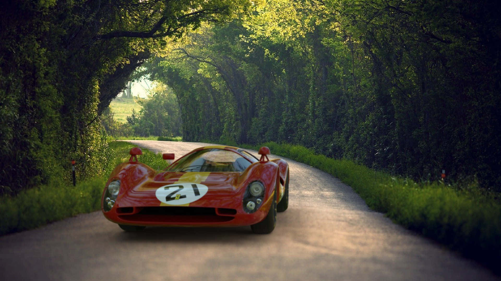Ferrari 330 en una carretera sombreada Fondos de pantalla