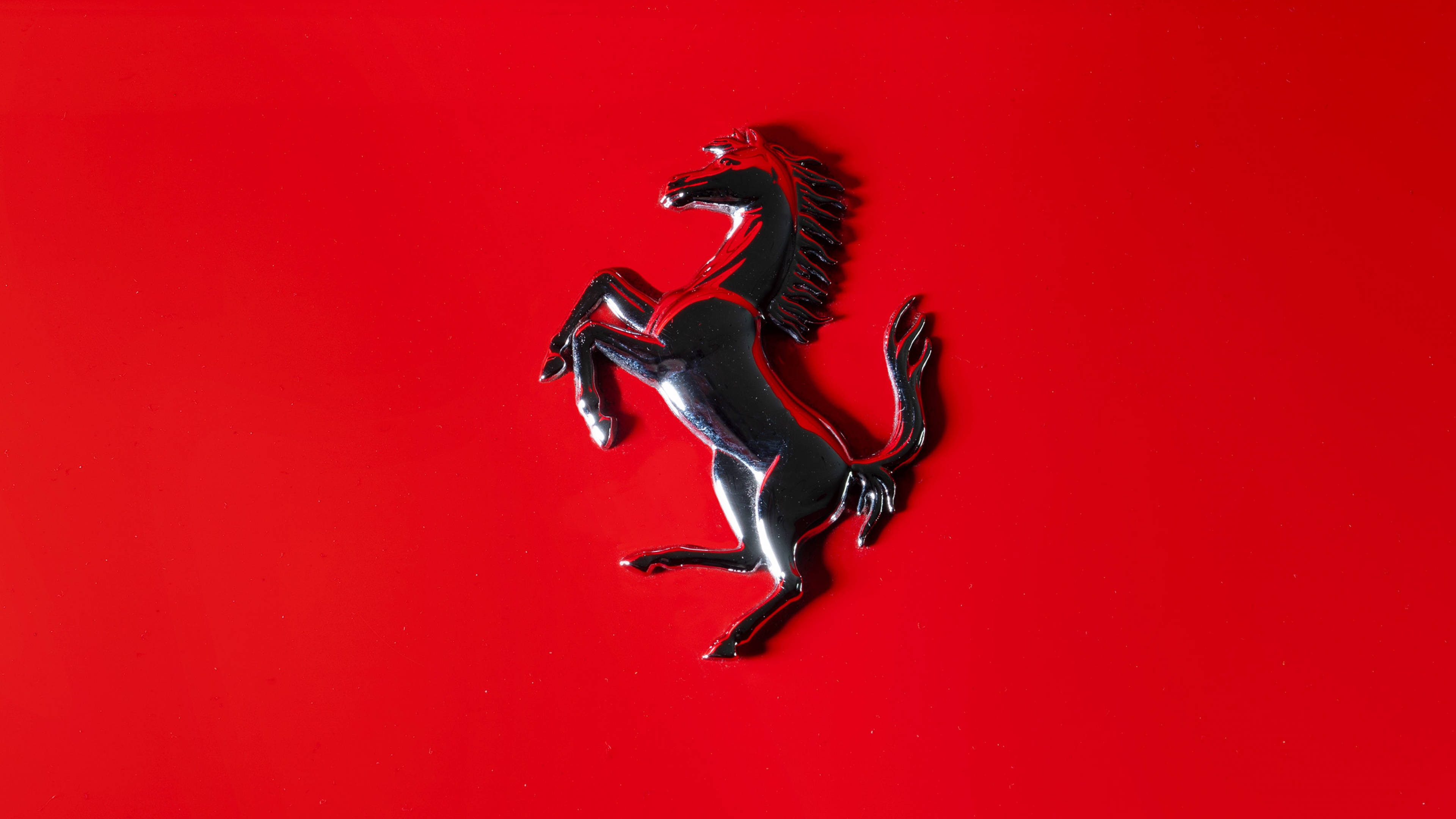 Ferrari 4K Negro y Rojo Fondos de pantalla