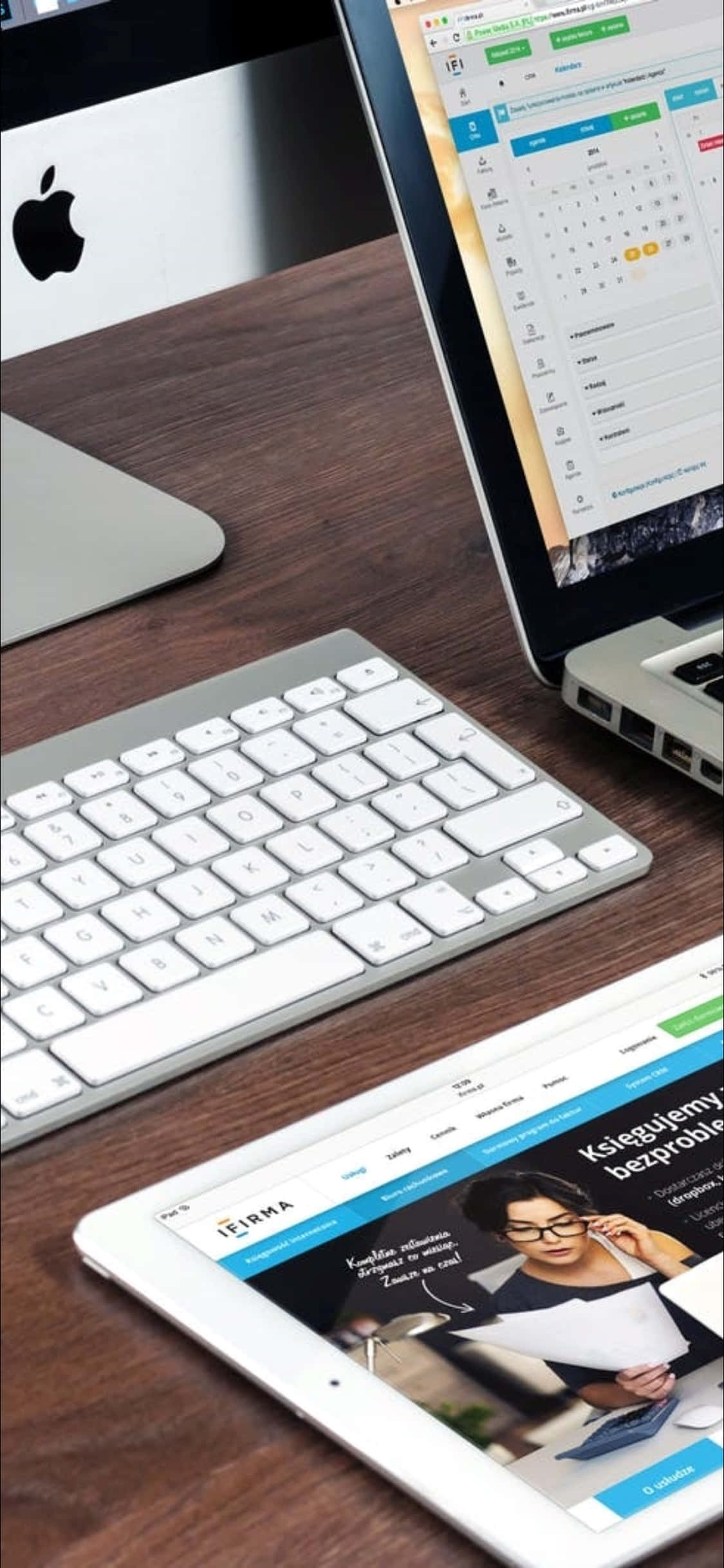 Fondo de Escritorio para iPhone X con Laptop y Teclado Fondos de pantalla