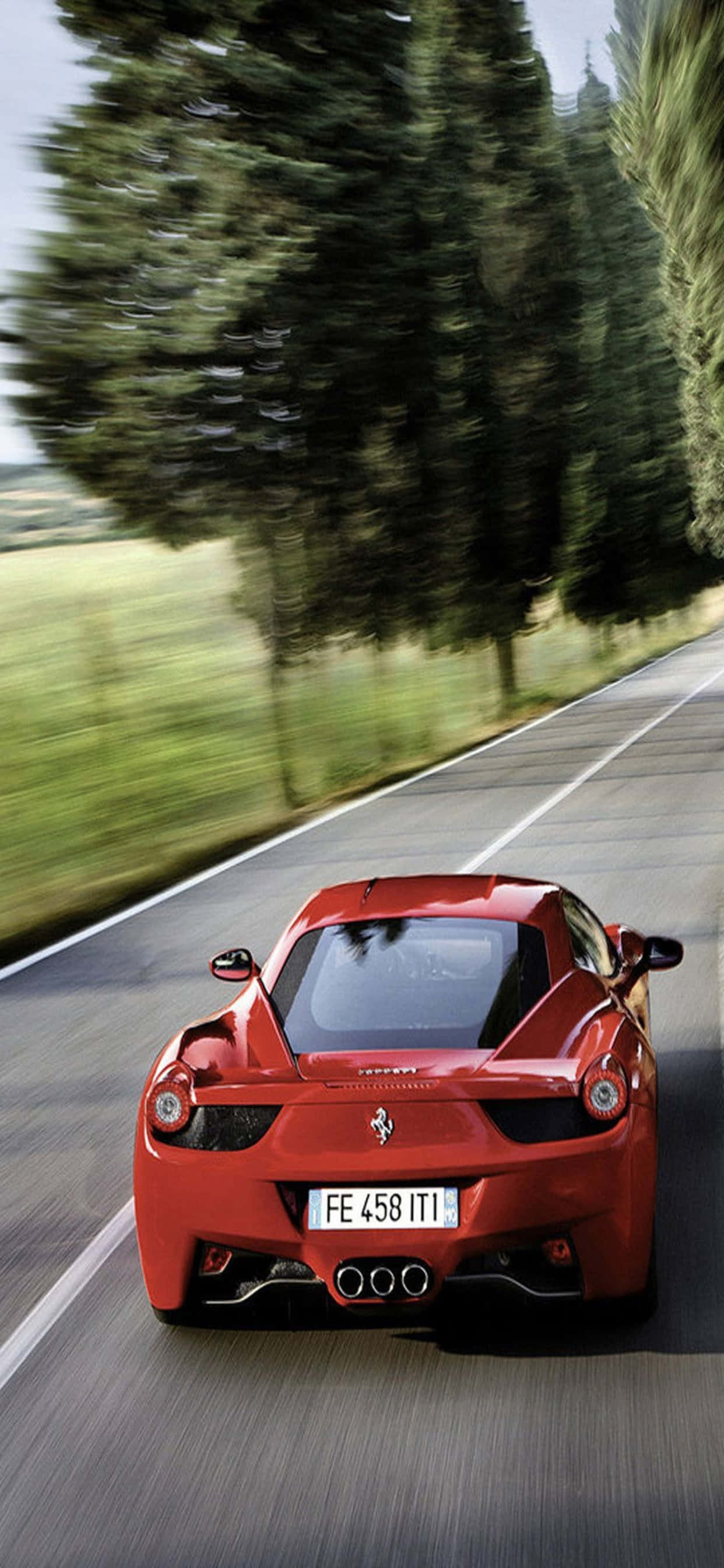 Fondo de Ferrari para iPhone Xs Max: Ferrari 458 Spider rojo 2015 en carretera Fondos de pantalla