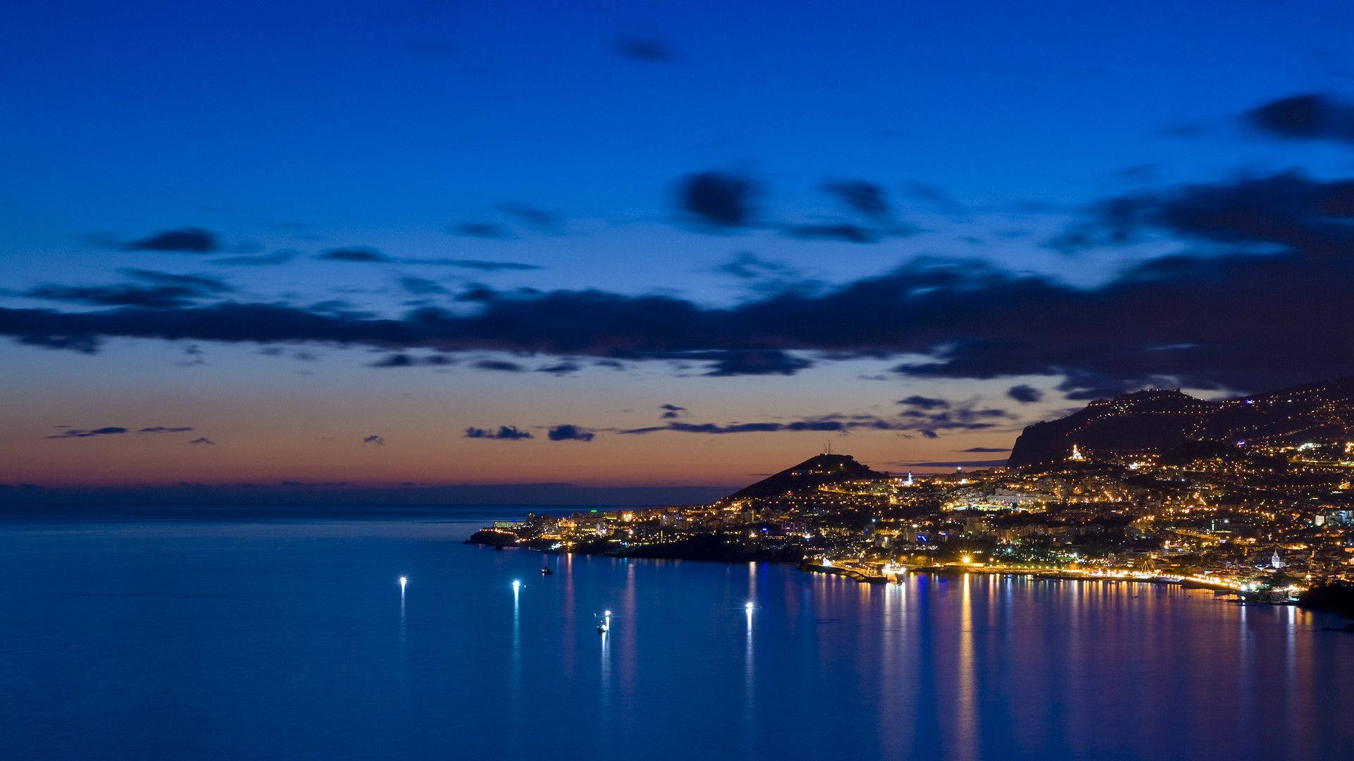 Fondo de pantalla Full HD para escritorio de la Bahía de Funchal Fondos de pantalla