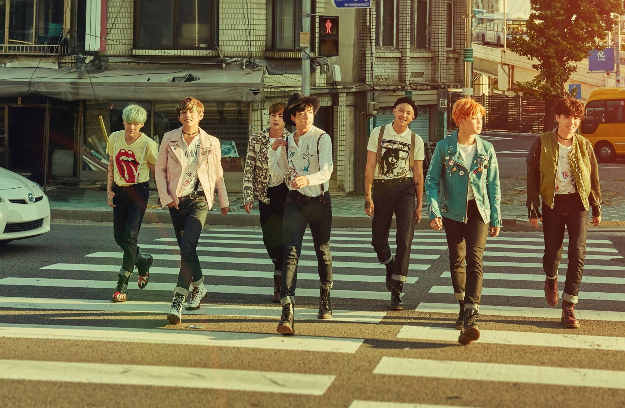 Fondo de Pantalla Impactante de BTS para Laptop Fondos de pantalla