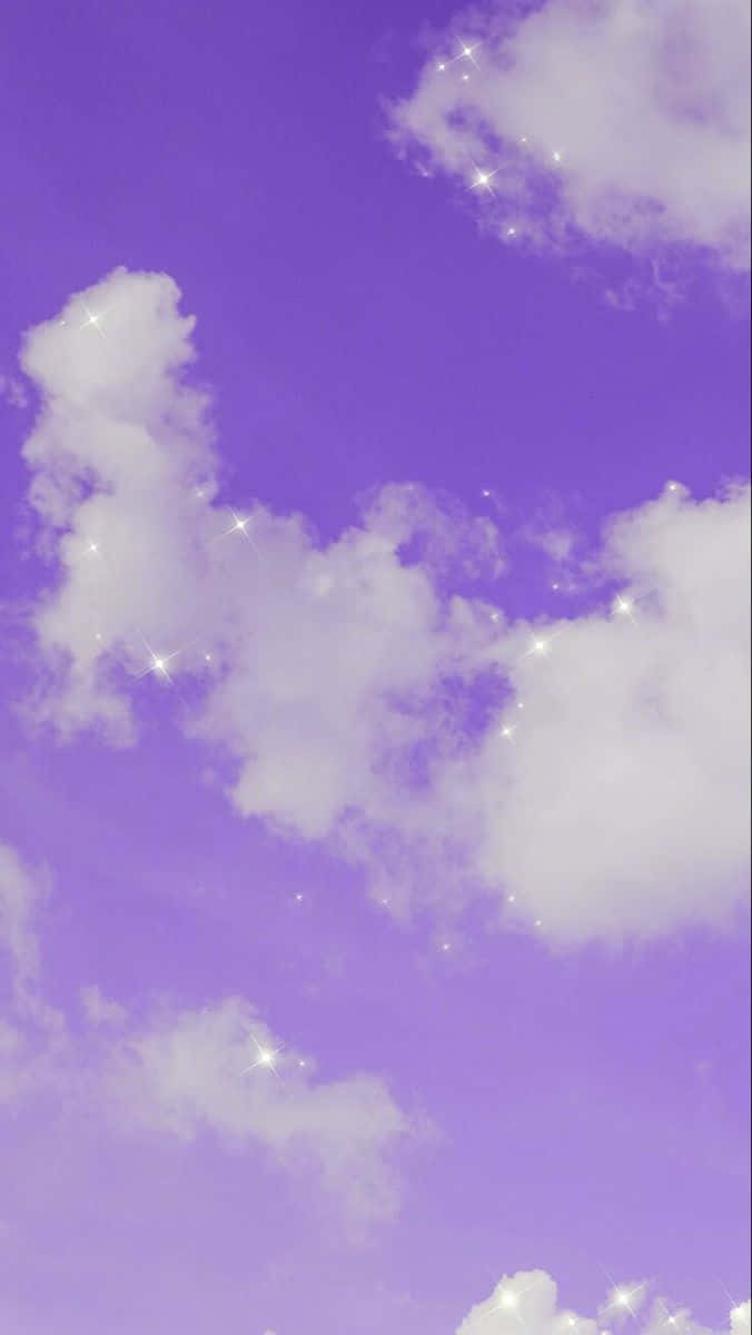 Fondo Estético Lavanda Púrpura Pastel con Nubes Brillantes Fondos de pantalla