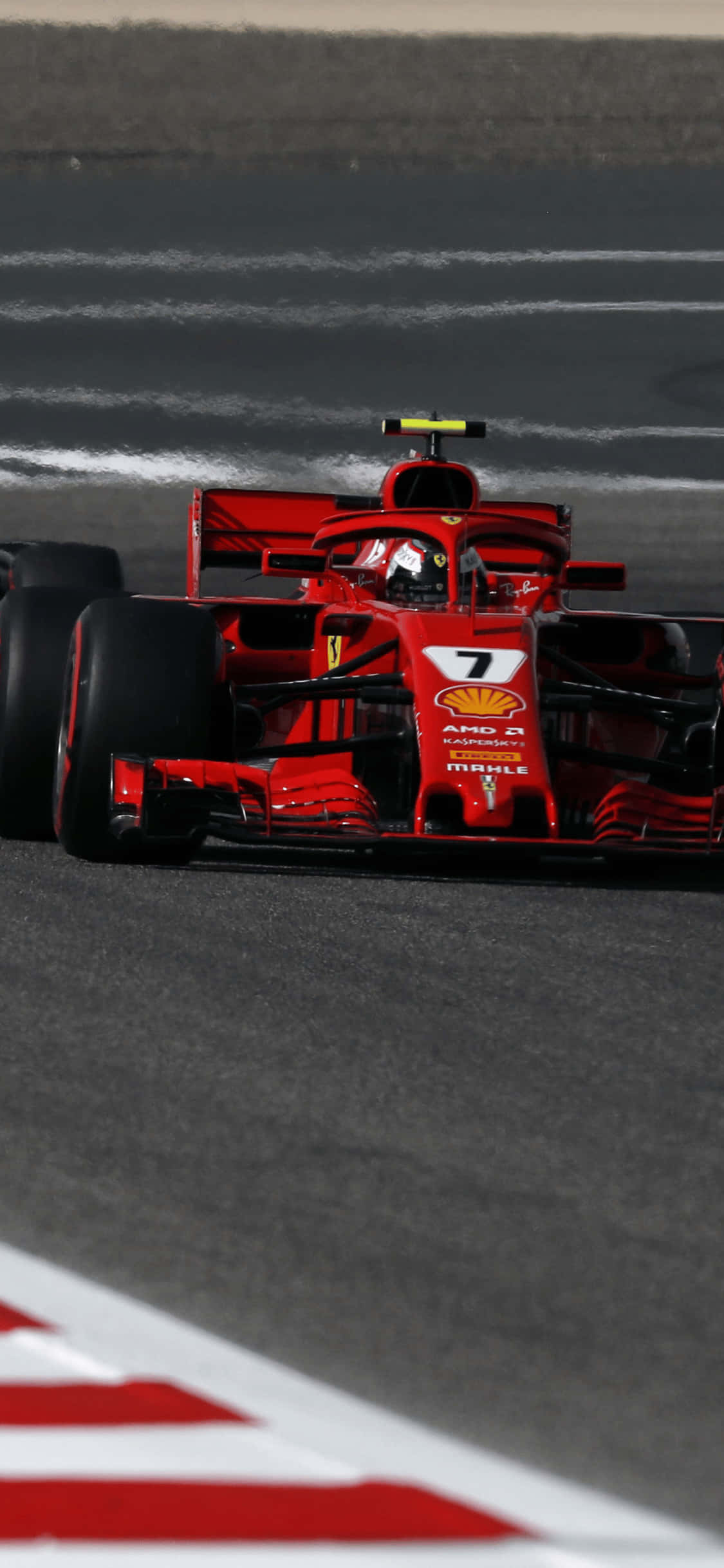 Fondo de Ferrari F1 2018 a toda velocidad para iPhone XS Fondos de pantalla