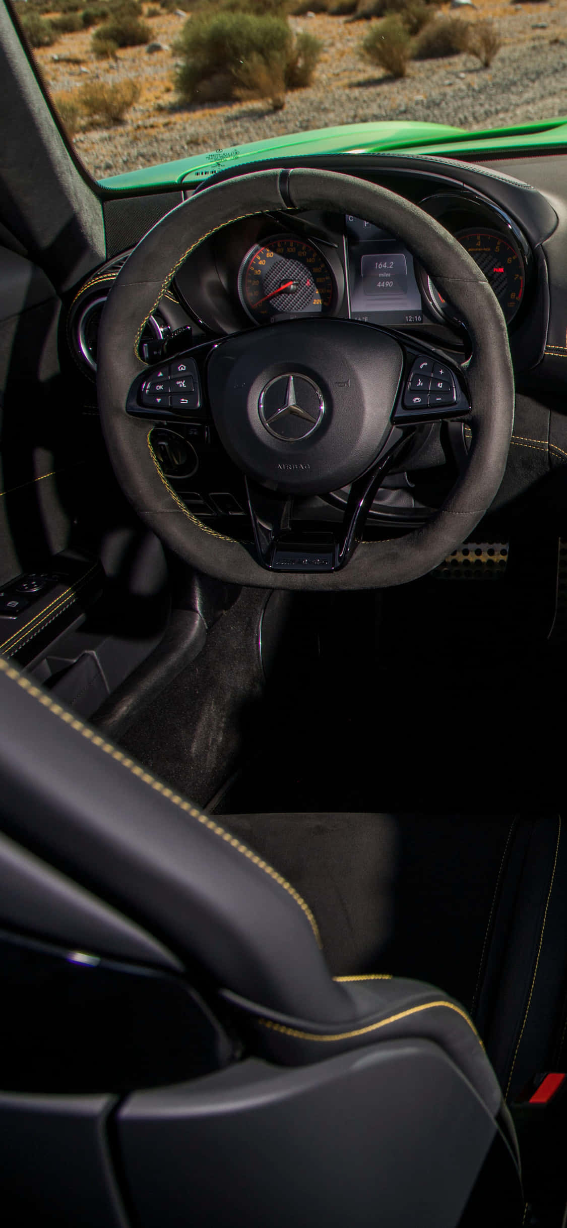 Fondo para Android del Interior de un Coche Deportivo AMG GT-R Fondos de pantalla