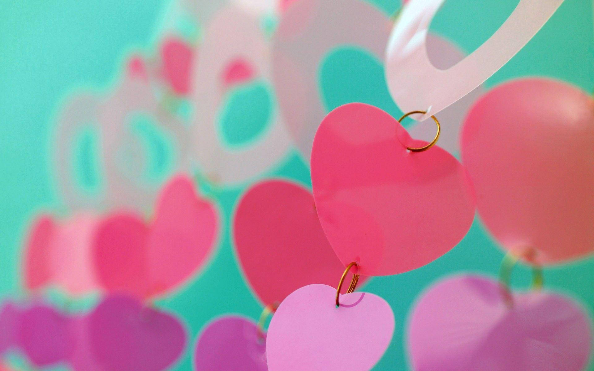 Fondos de escritorio lindos con cuerdas de corazones Fondos de pantalla