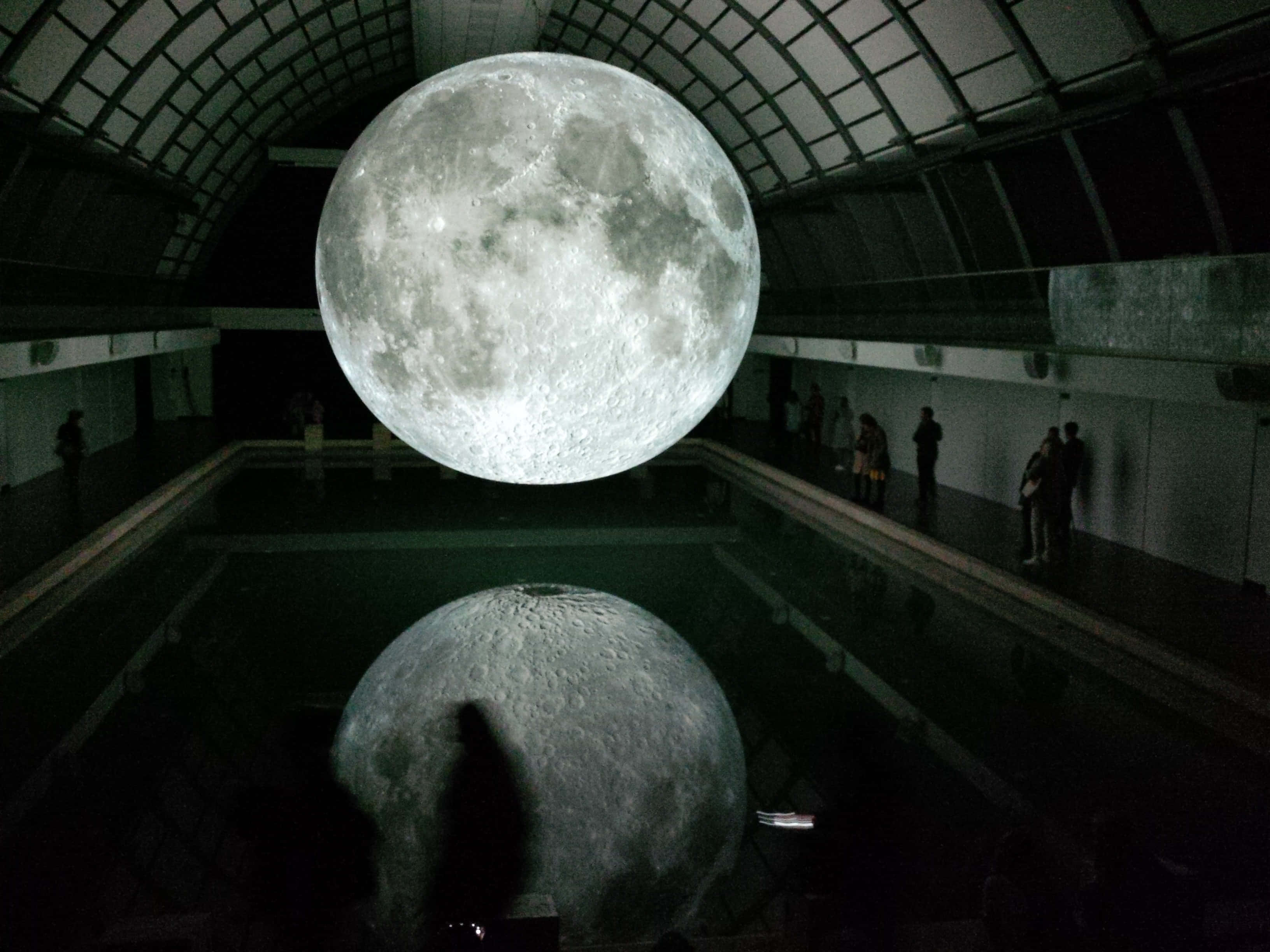 Foto de Luna Llena en el Museo Fondos de pantalla