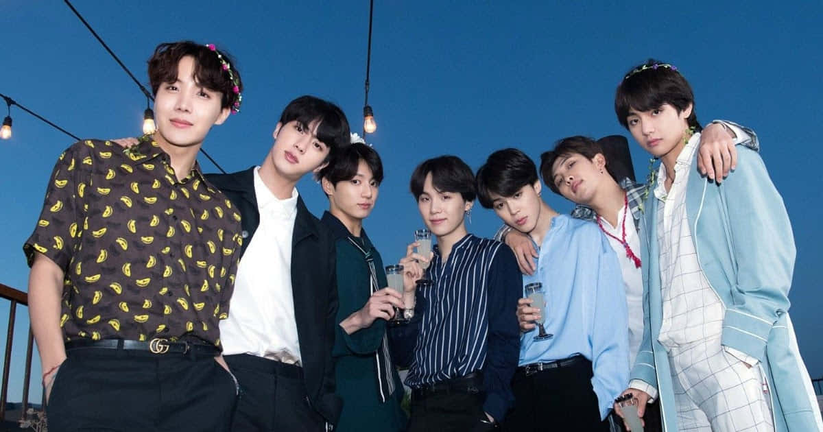 Foto nocturna azul de BTS Fondos de pantalla