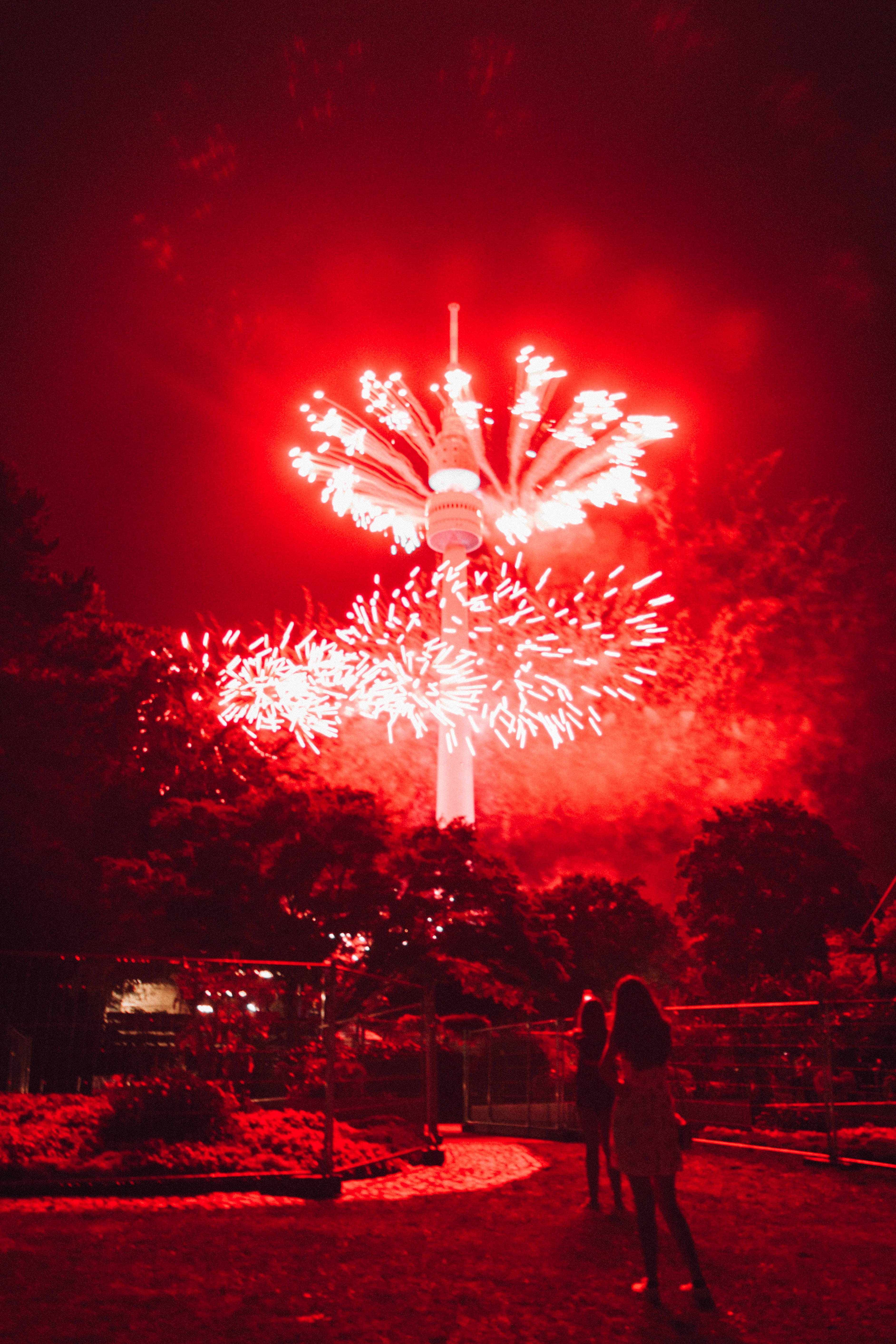 Fuegos artificiales rojo oscuro Fondos de pantalla