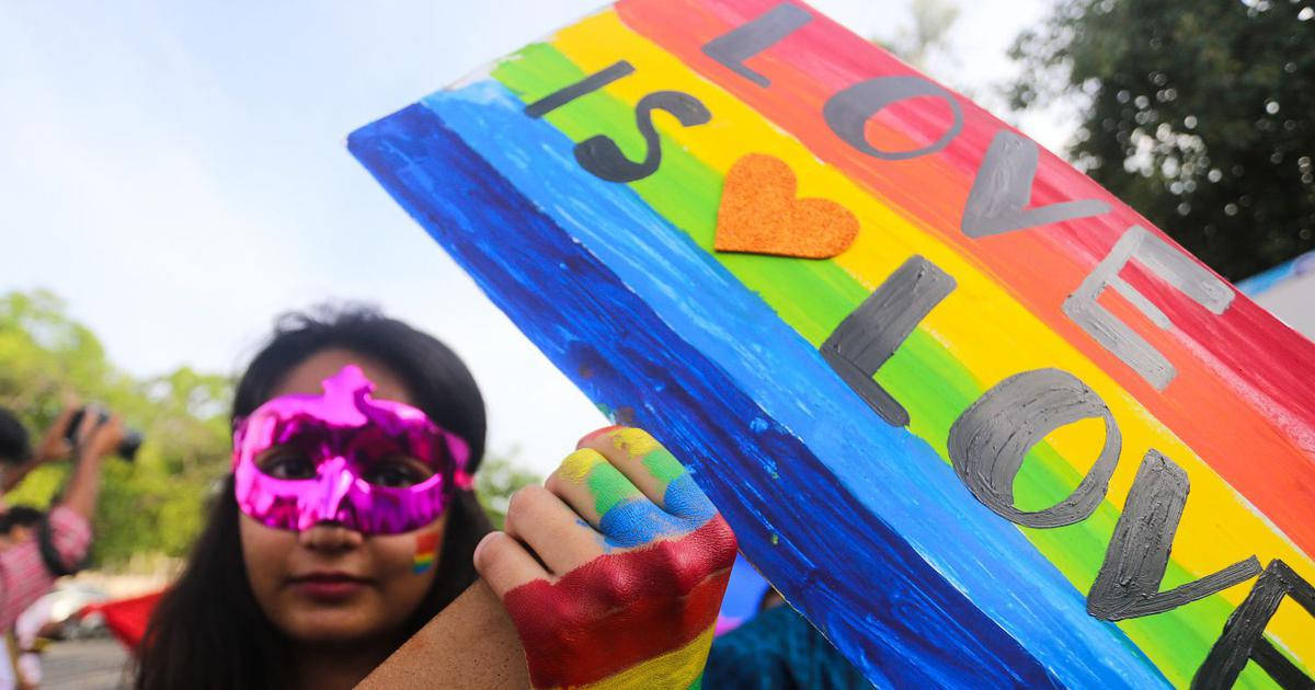 Fuerza en la Diversidad - Cartel de Protesta "El Amor es Amor" Fondos de pantalla