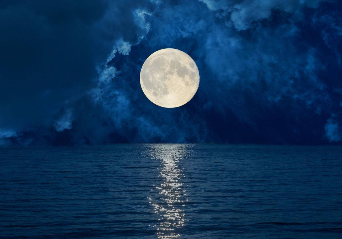 Galaxia, Luna y Océano Nocturno Fondos de pantalla
