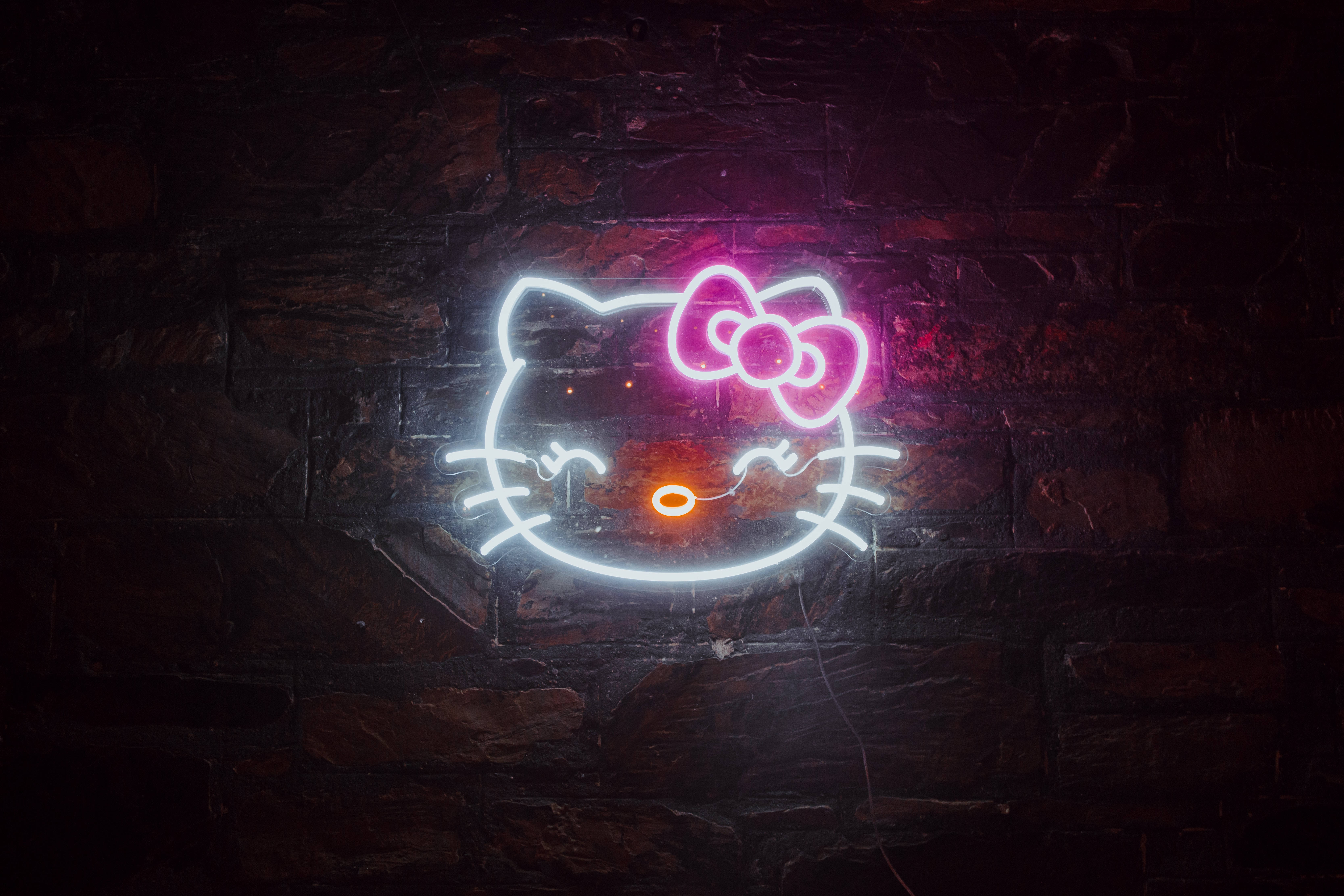 Hello Kitty negra en luces de neón Fondos de pantalla