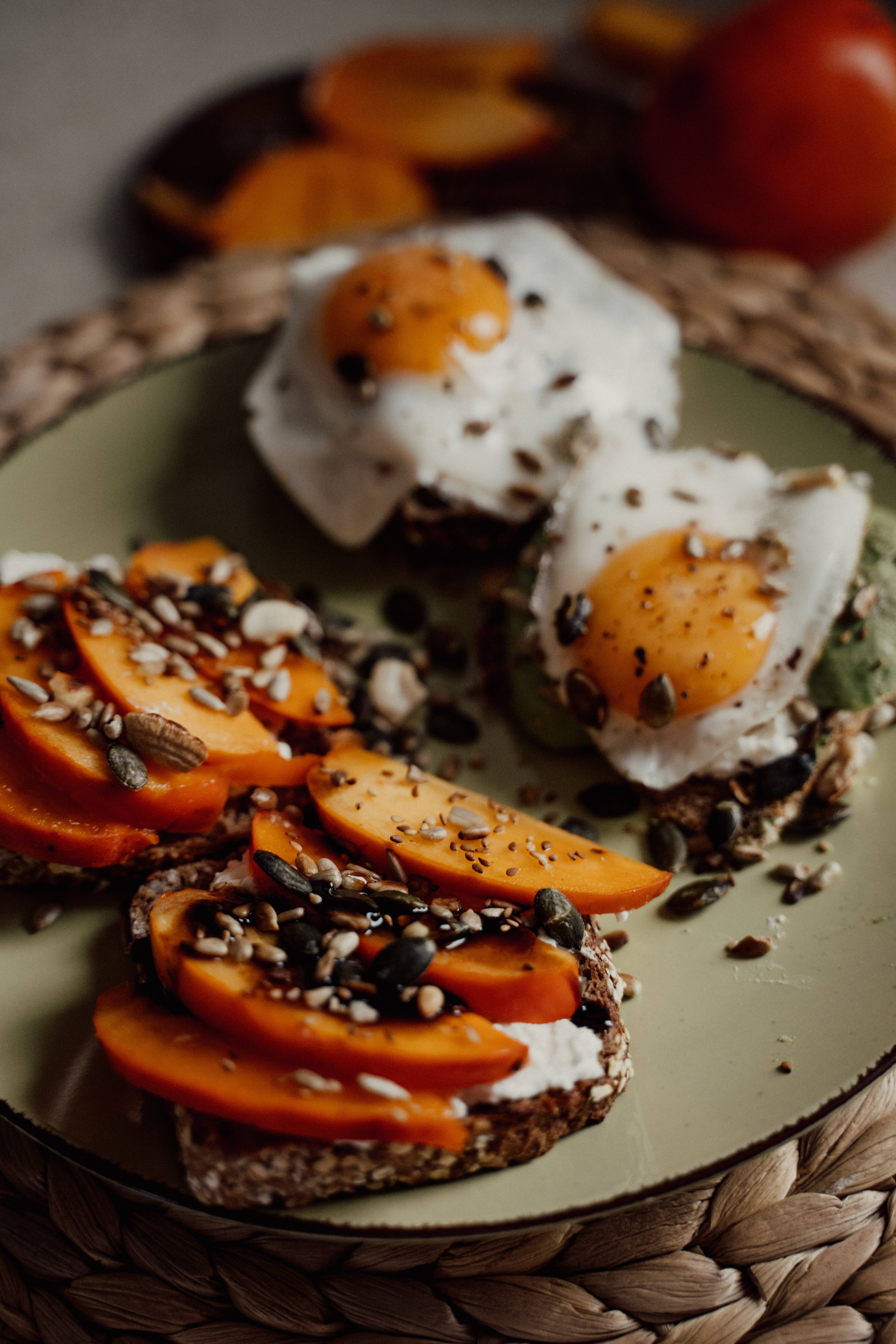 Huevos para el Desayuno con Tostada de Camote Fondos de pantalla