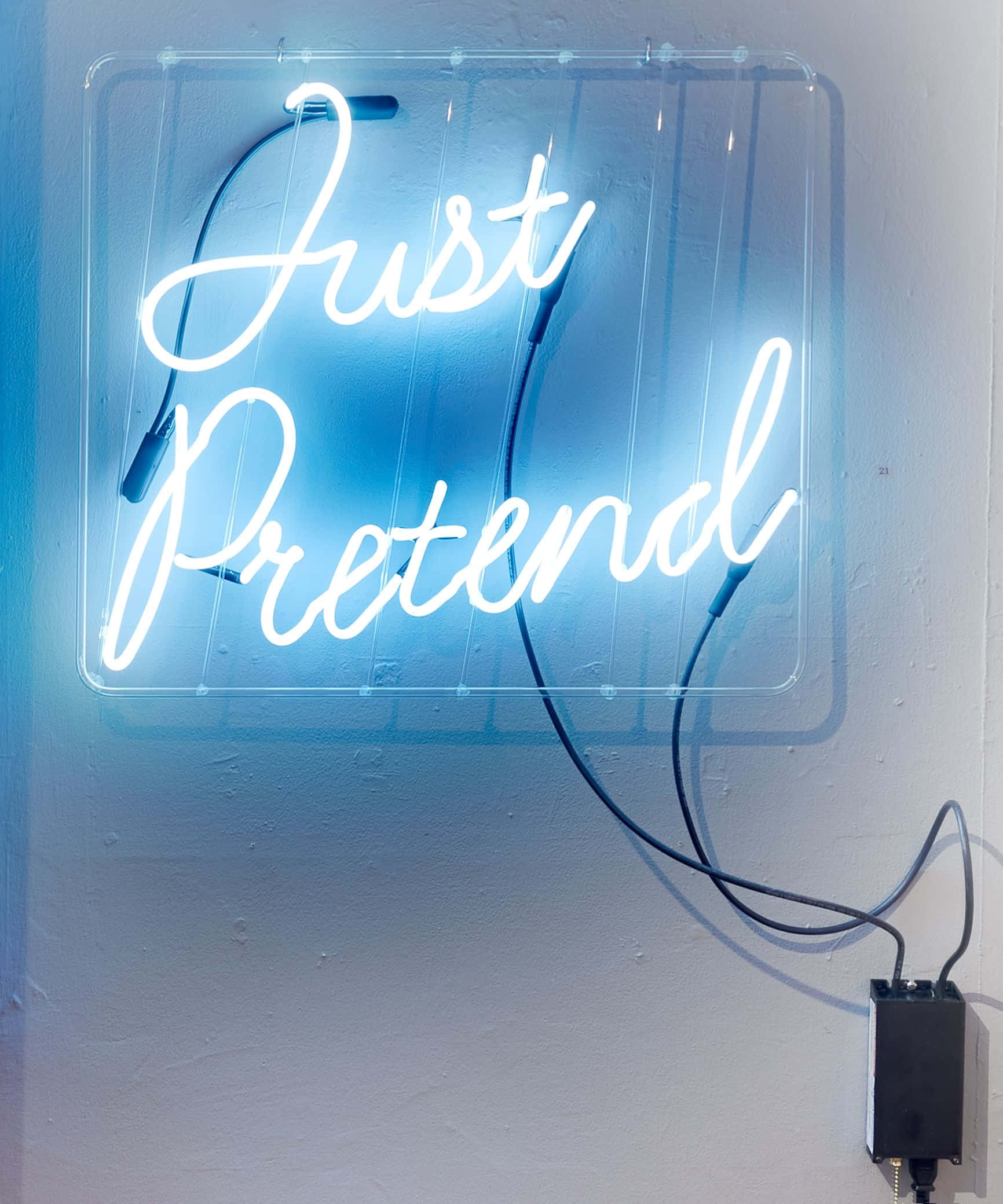 Ilumina tu estado de ánimo y estilo con azul neón Fondos de pantalla