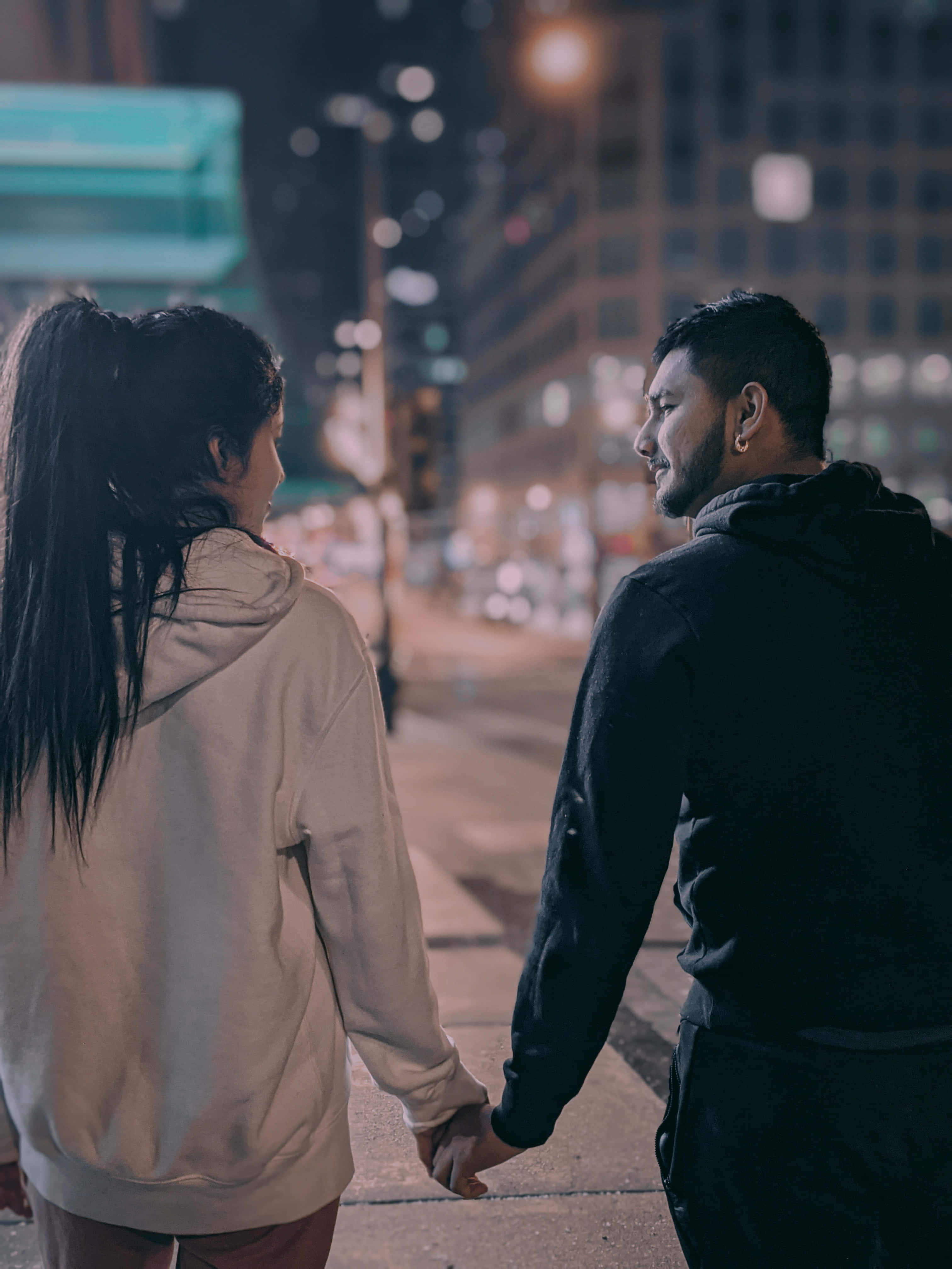 Imagen de Pareja Tomándose de las Manos Fondos de pantalla