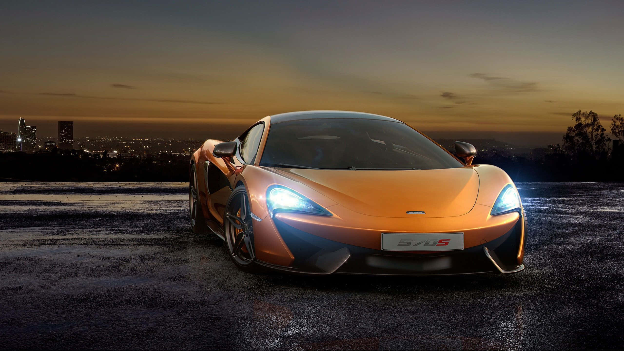 Imagen de un auto McLaren amarillo genial Fondos de pantalla