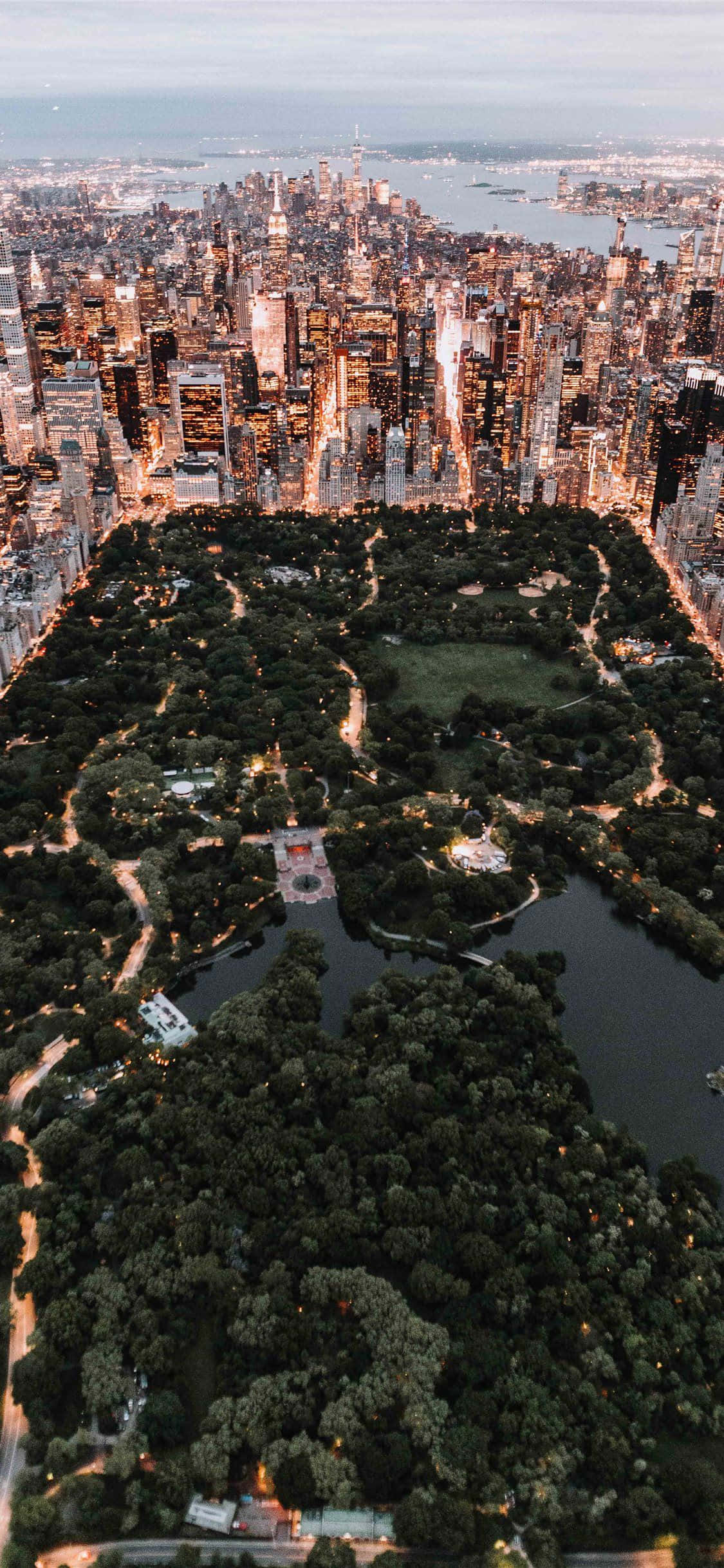 iPhone X en el corazón de Nueva York Fondos de pantalla