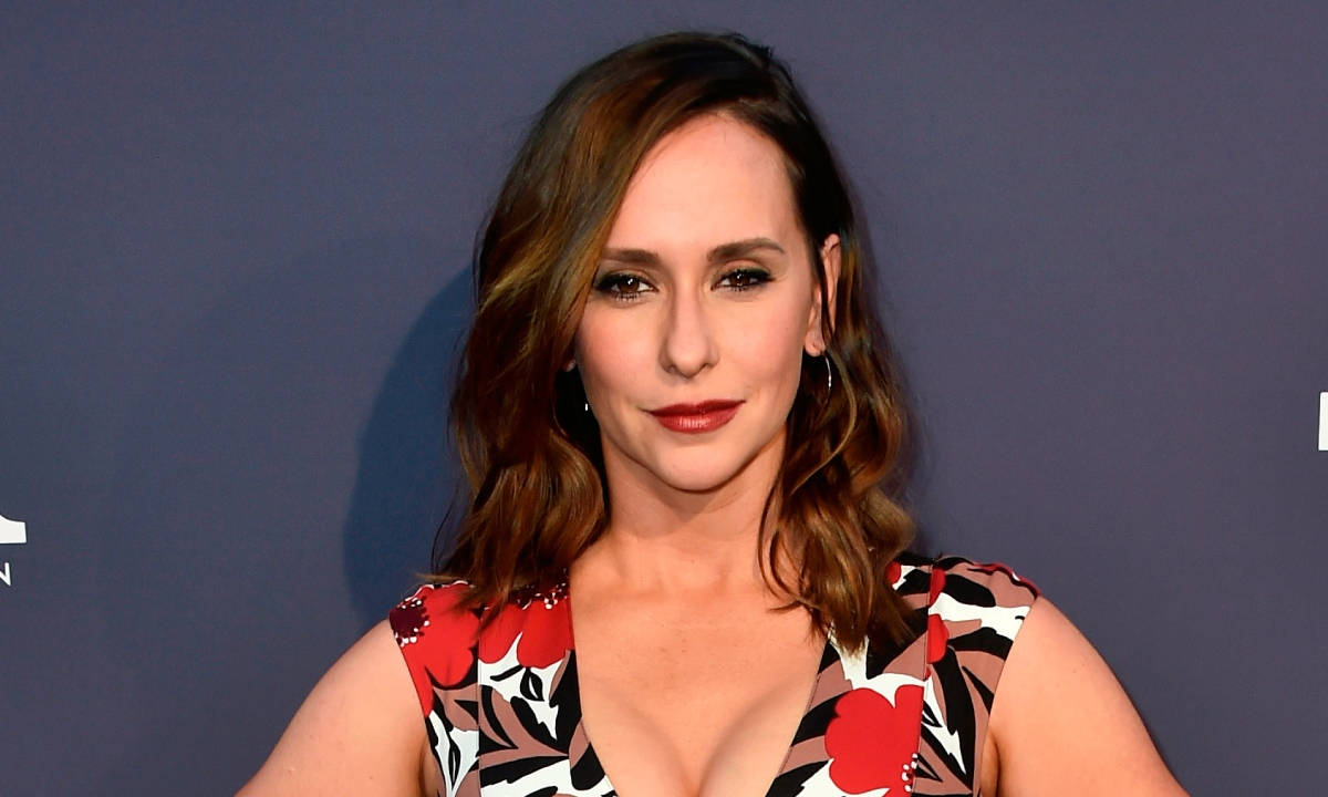 Jennifer Love Hewitt Mirada Impresionante Fondos de pantalla
