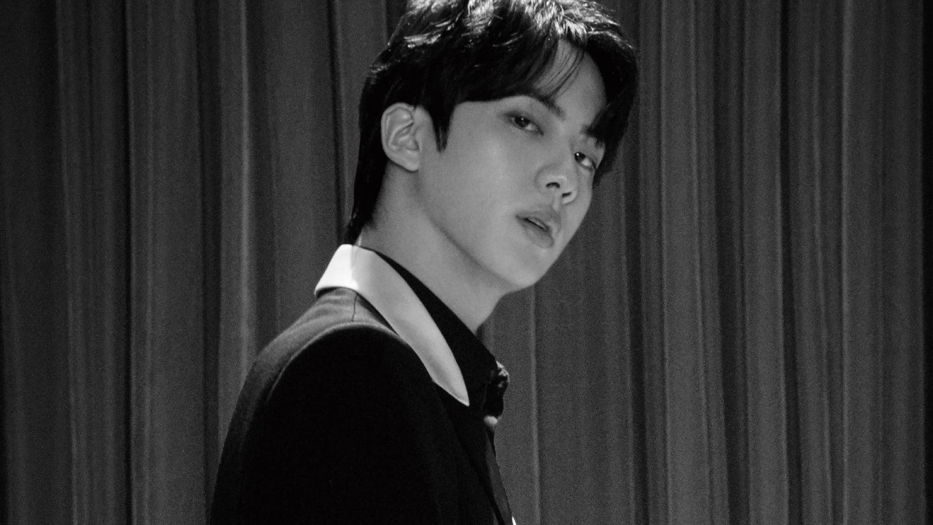 Jin de BTS Estética Negra Fondos de pantalla