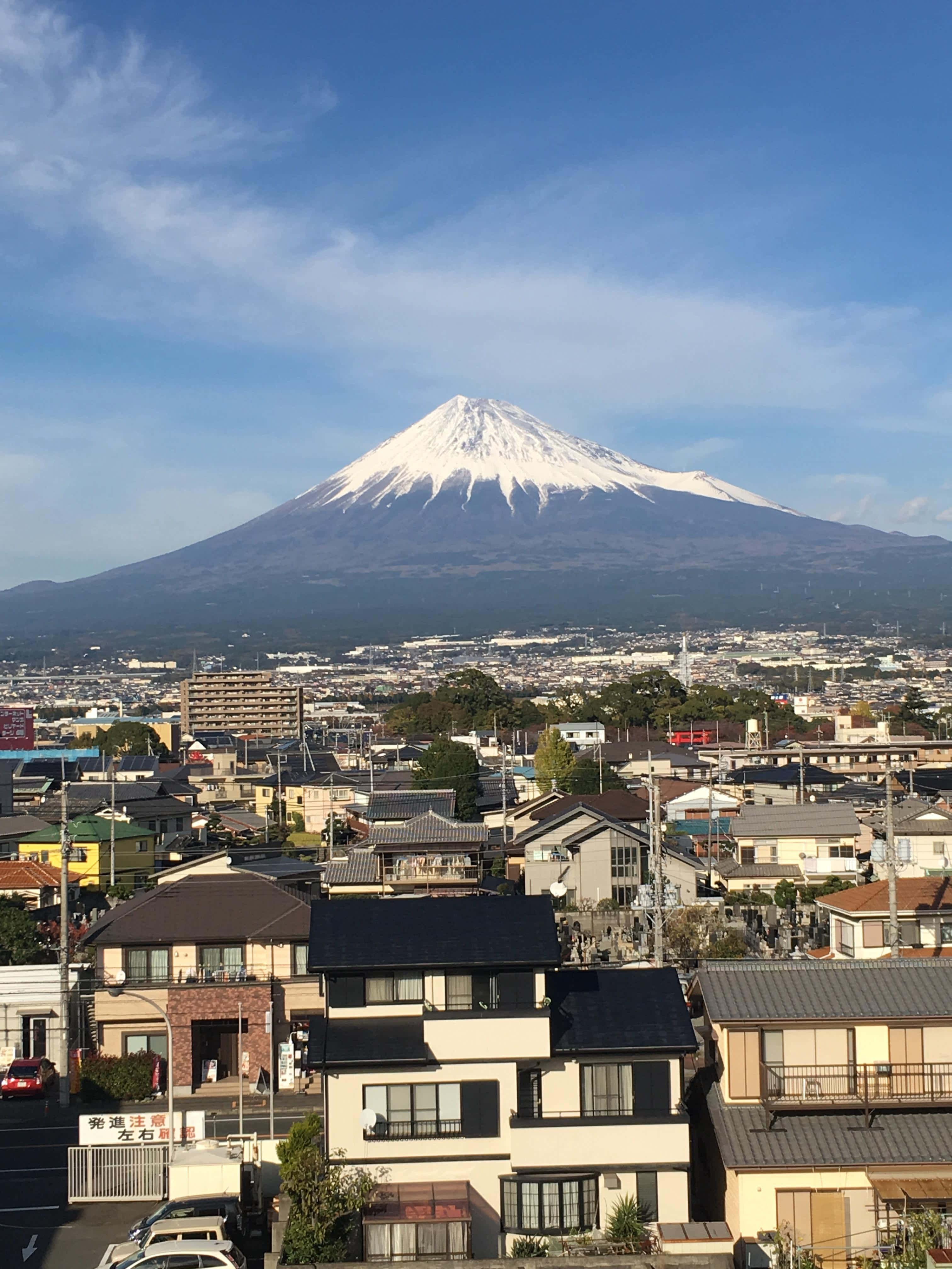 La asombrosa belleza del Monte Fuji nevado en Japón Fondos de pantalla