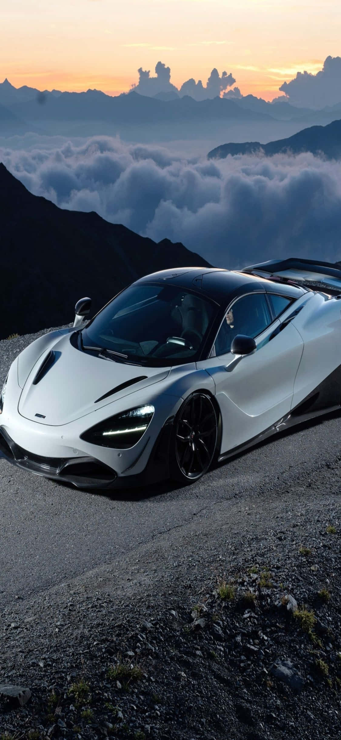 La combinación más rápida de tecnología: iPhone Xs y McLaren 720s Fondos de pantalla