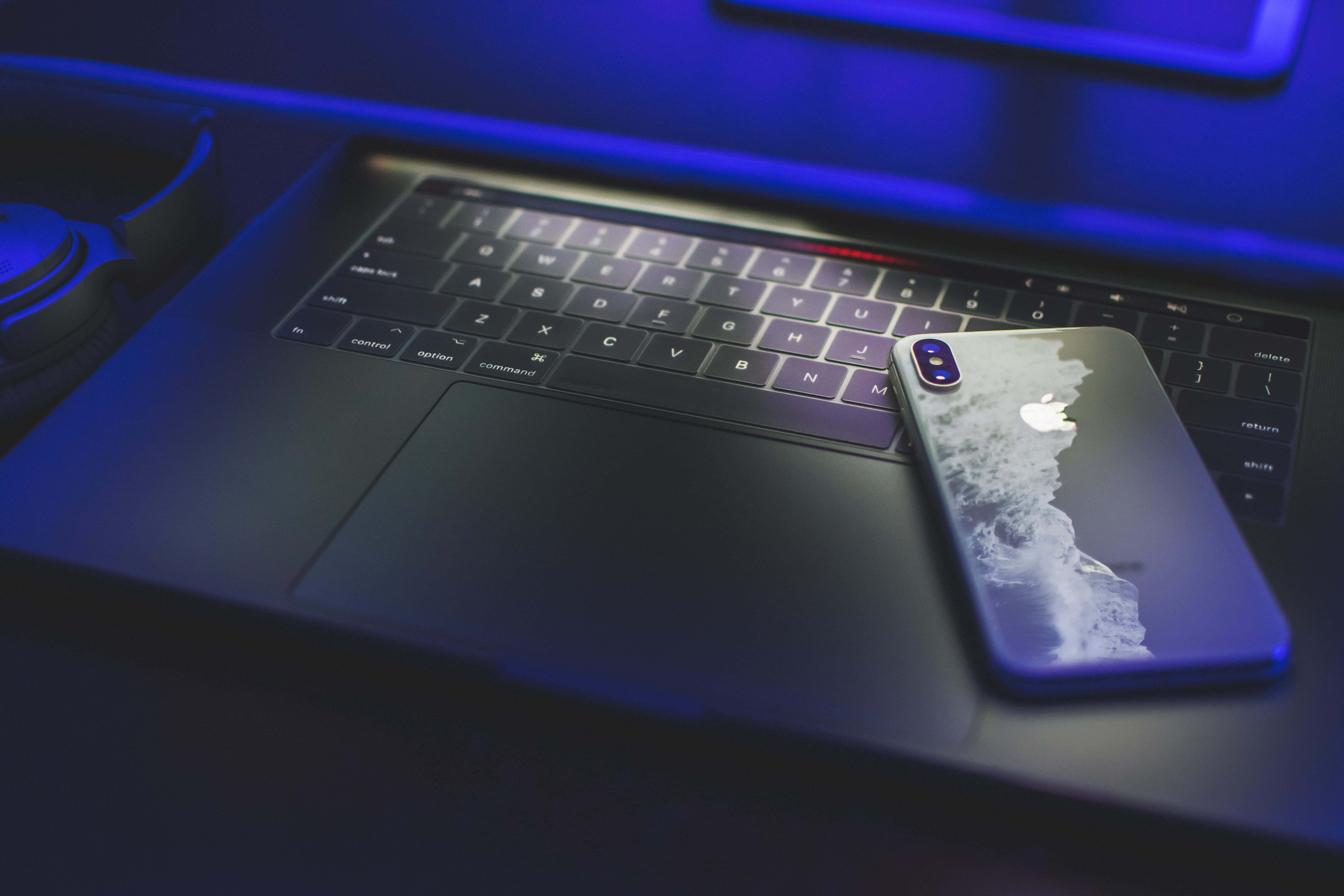 "La combinación perfecta de elegancia y poder; ¡el Macbook estético!" Fondos de pantalla