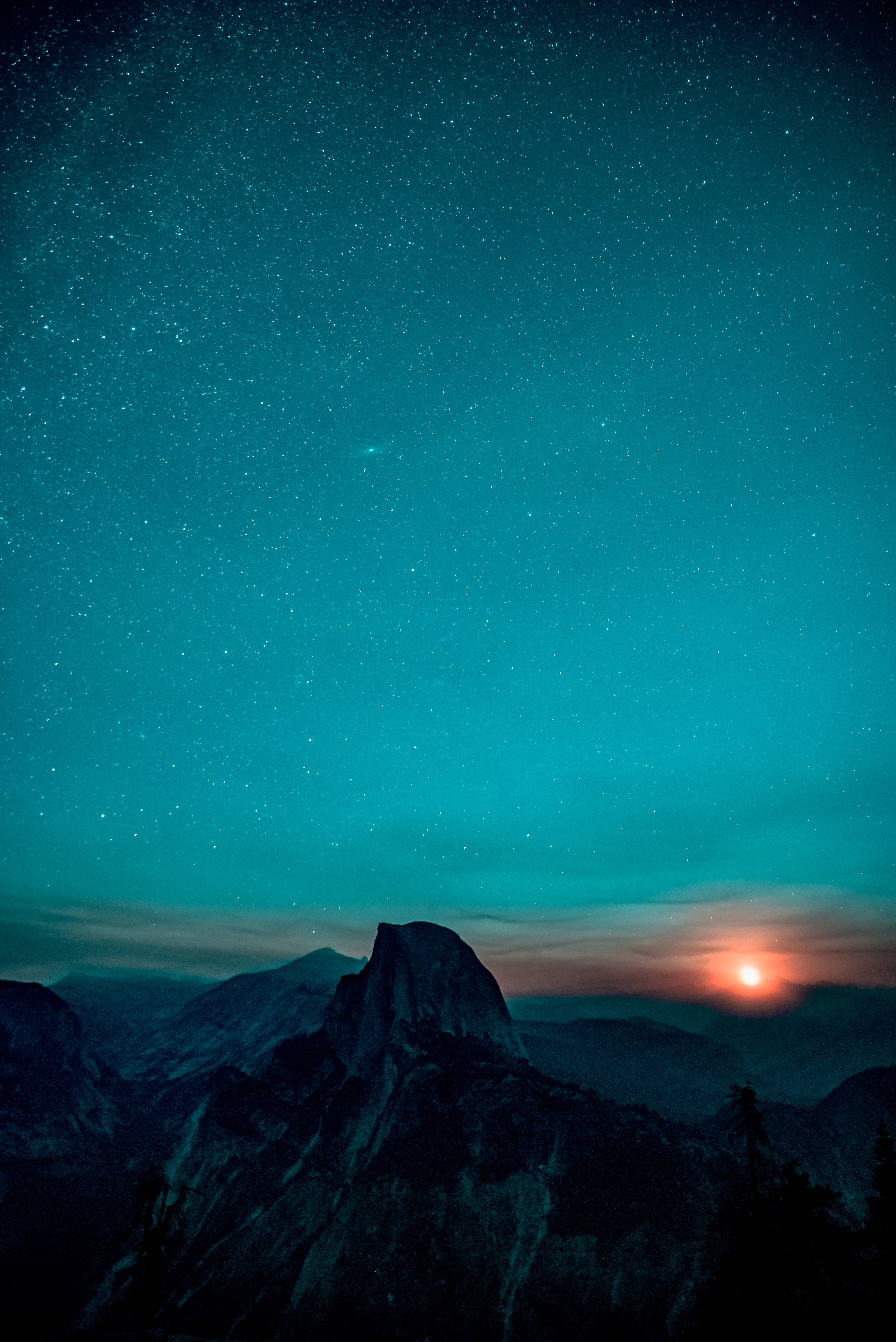 La hermosa y tranquila belleza del Parque Nacional Yosemite al amanecer. Fondos de pantalla