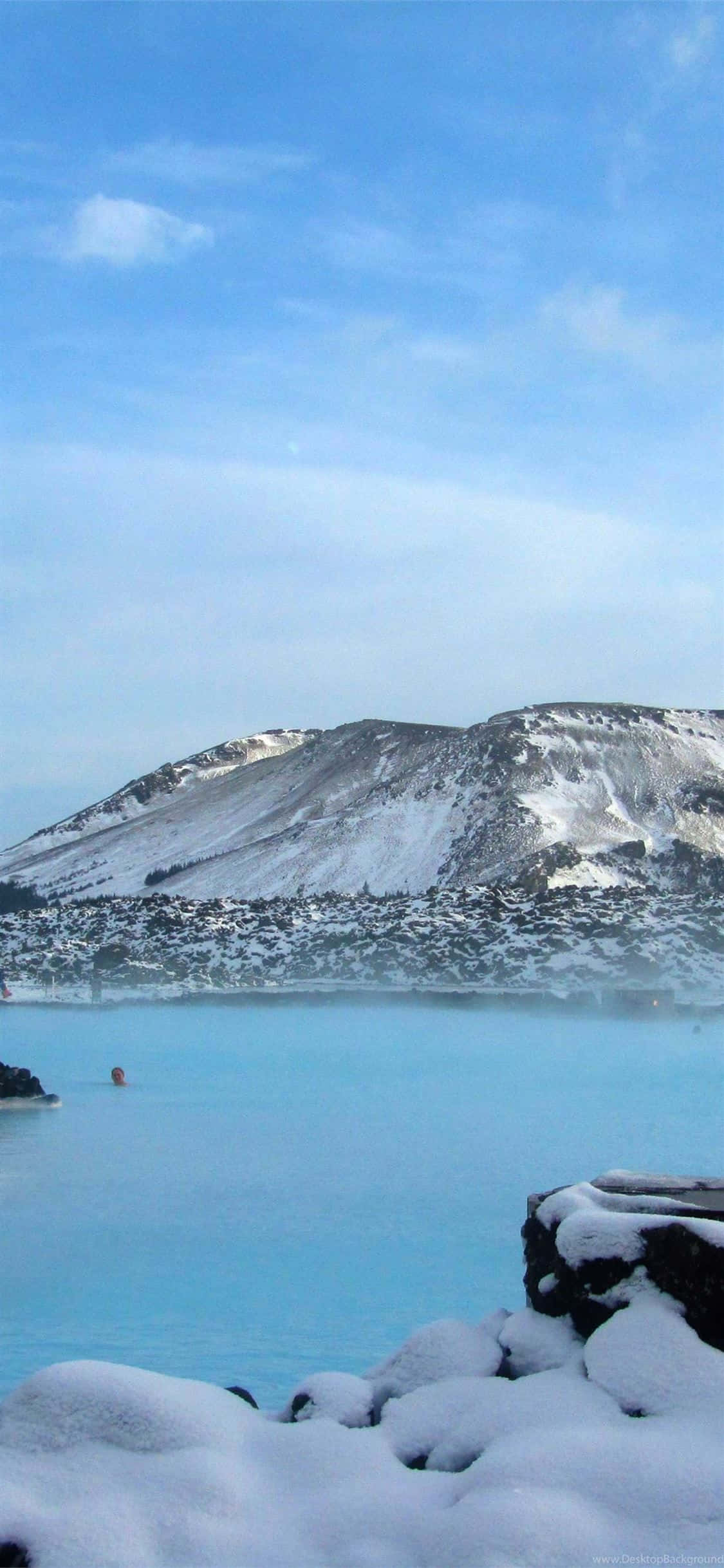 Laguna Azul de Islandia con retrato de montaña Fondos de pantalla