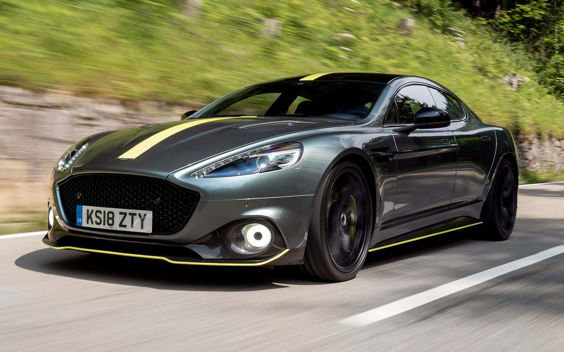 Leyenda: Aston Martin Rapide S – Una fusión de poder y lujo Fondos de pantalla