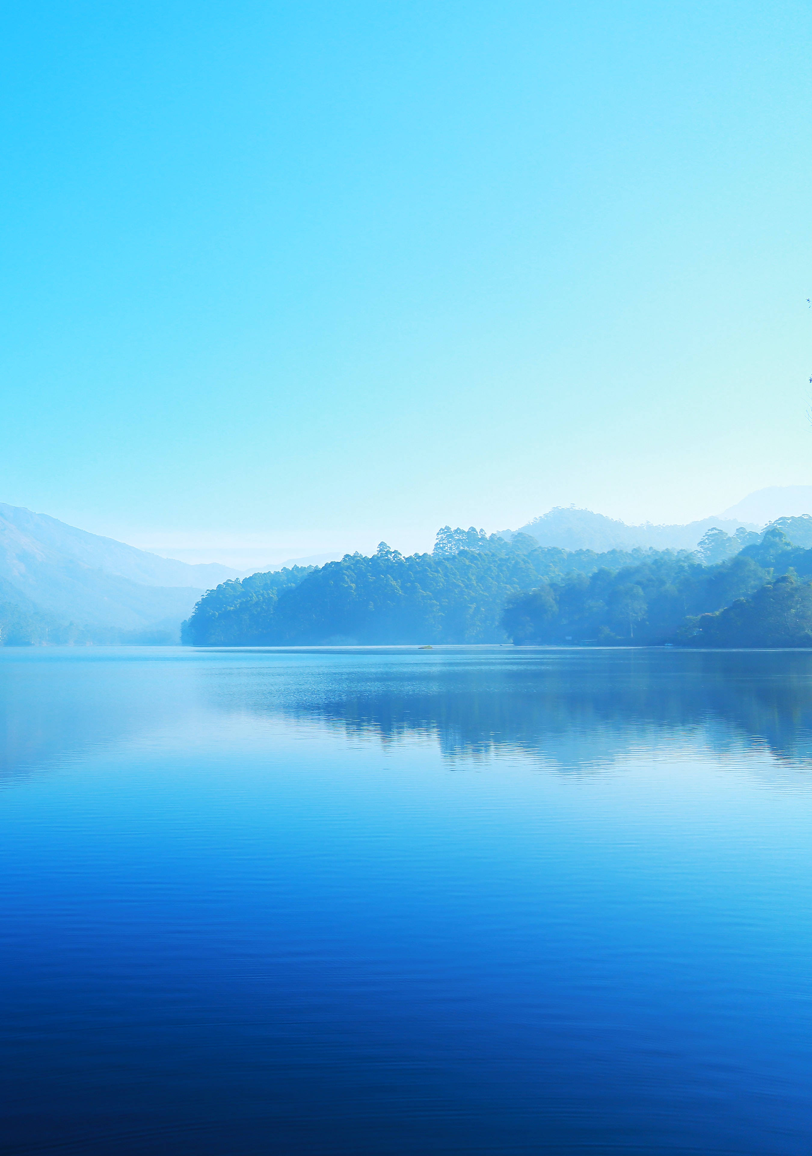Light Blue Aesthetic Misty Mountains Fondos de pantalla