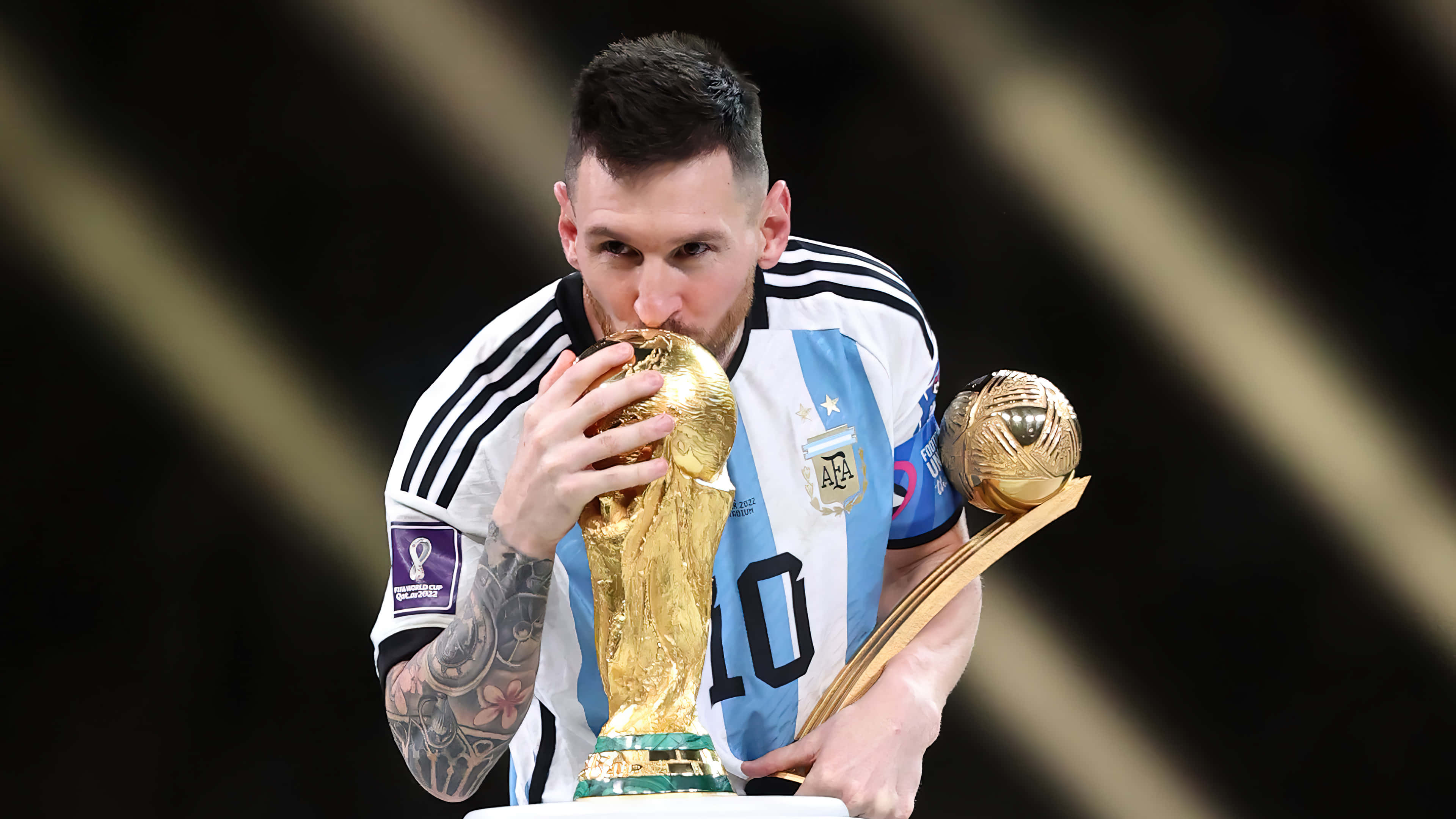 Lionel Messi celebra otro gol espectacular. Fondos de pantalla
