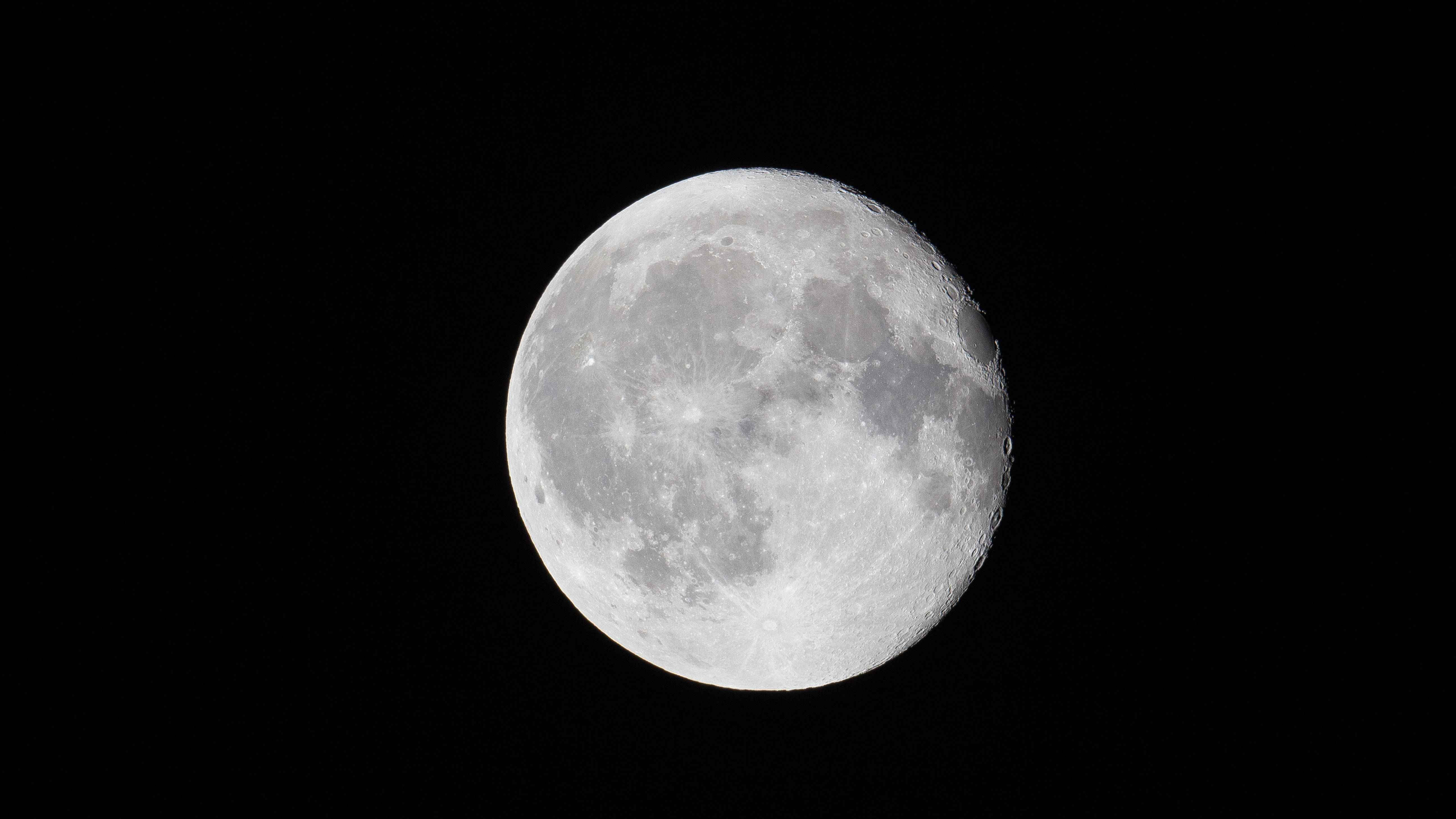 Luna Llena Perfecta Oscura 4K Fondos de pantalla