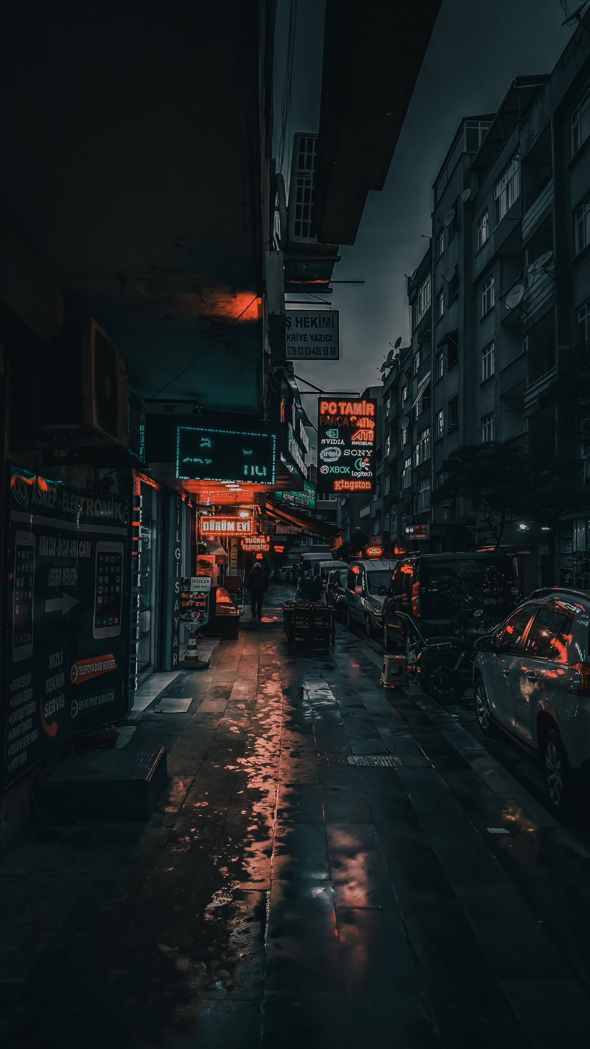 Luz de callejón en ciudad oscura Fondos de pantalla