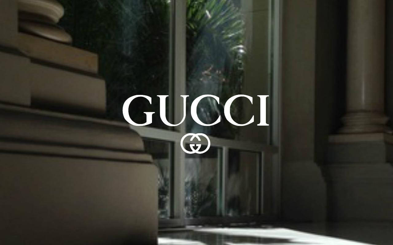 MacBook Gucci estético