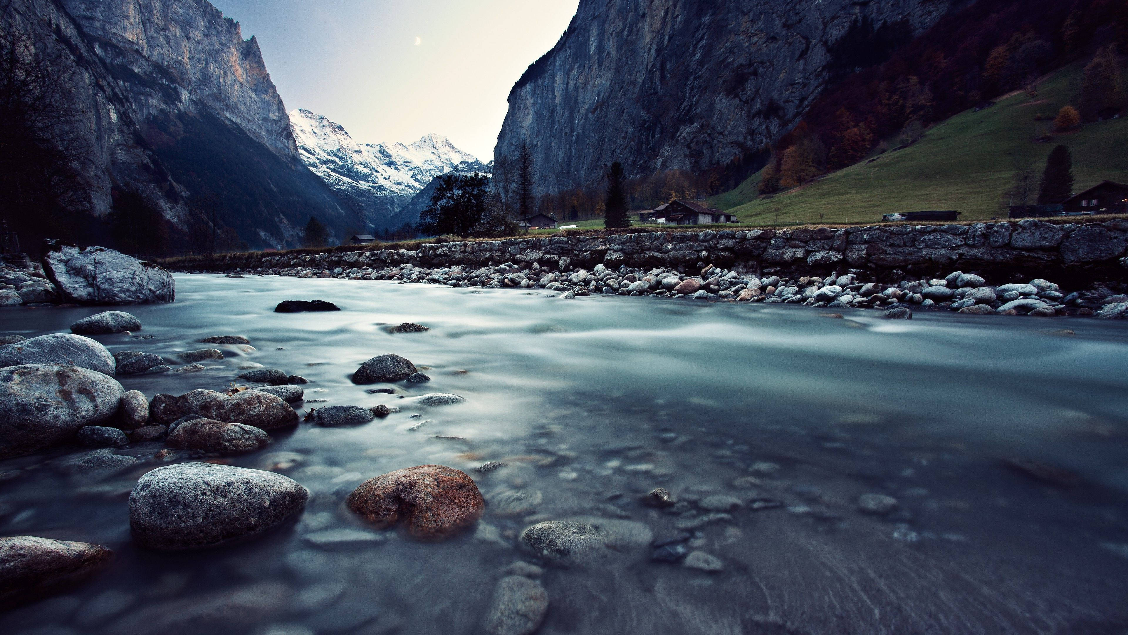 Magnífica Vista de un Río en la Naturaleza Fondos de pantalla