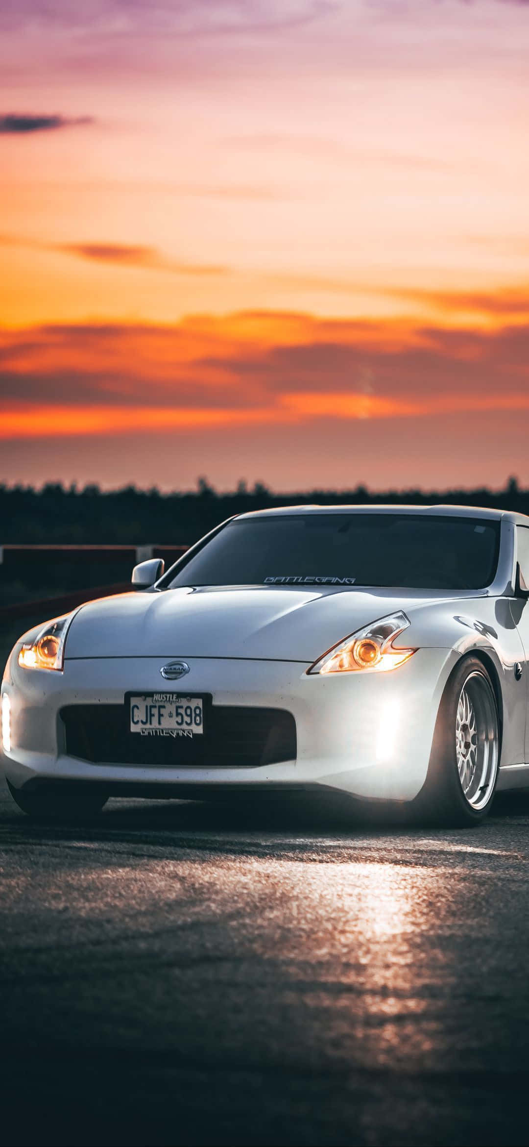 Manejando con estilo: Nissan 350Z en un iPhone Fondos de pantalla