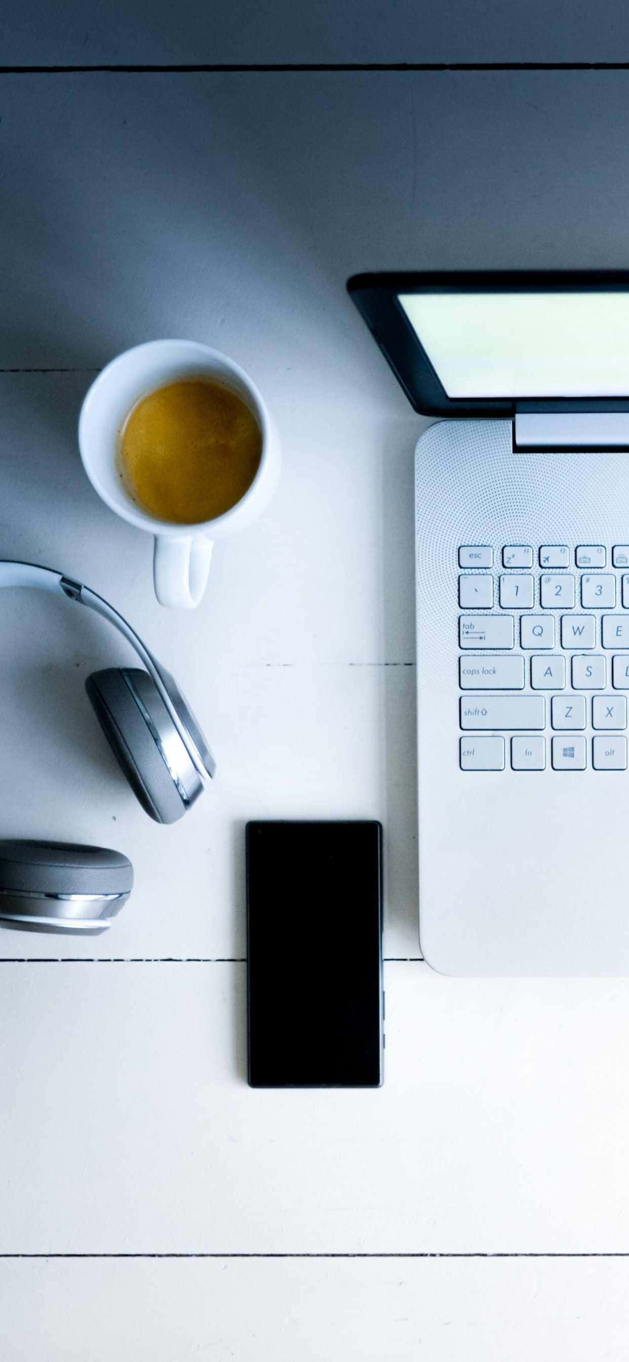 Mantén la productividad alta con el último iPhone Xs Max Office. Fondos de pantalla
