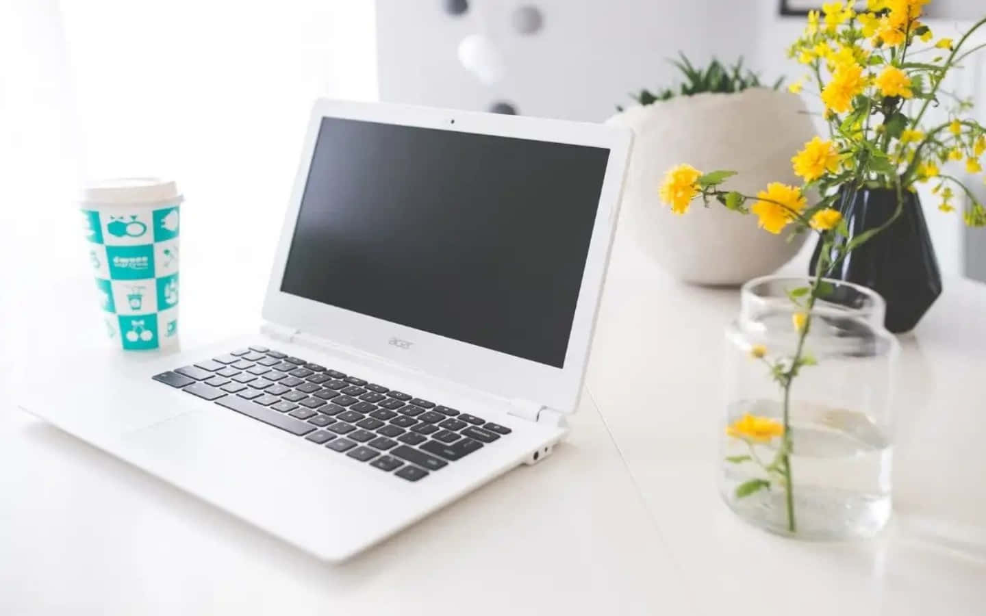 Mantén tu trabajo productivo y organizado con una Chromebook Fondos de pantalla