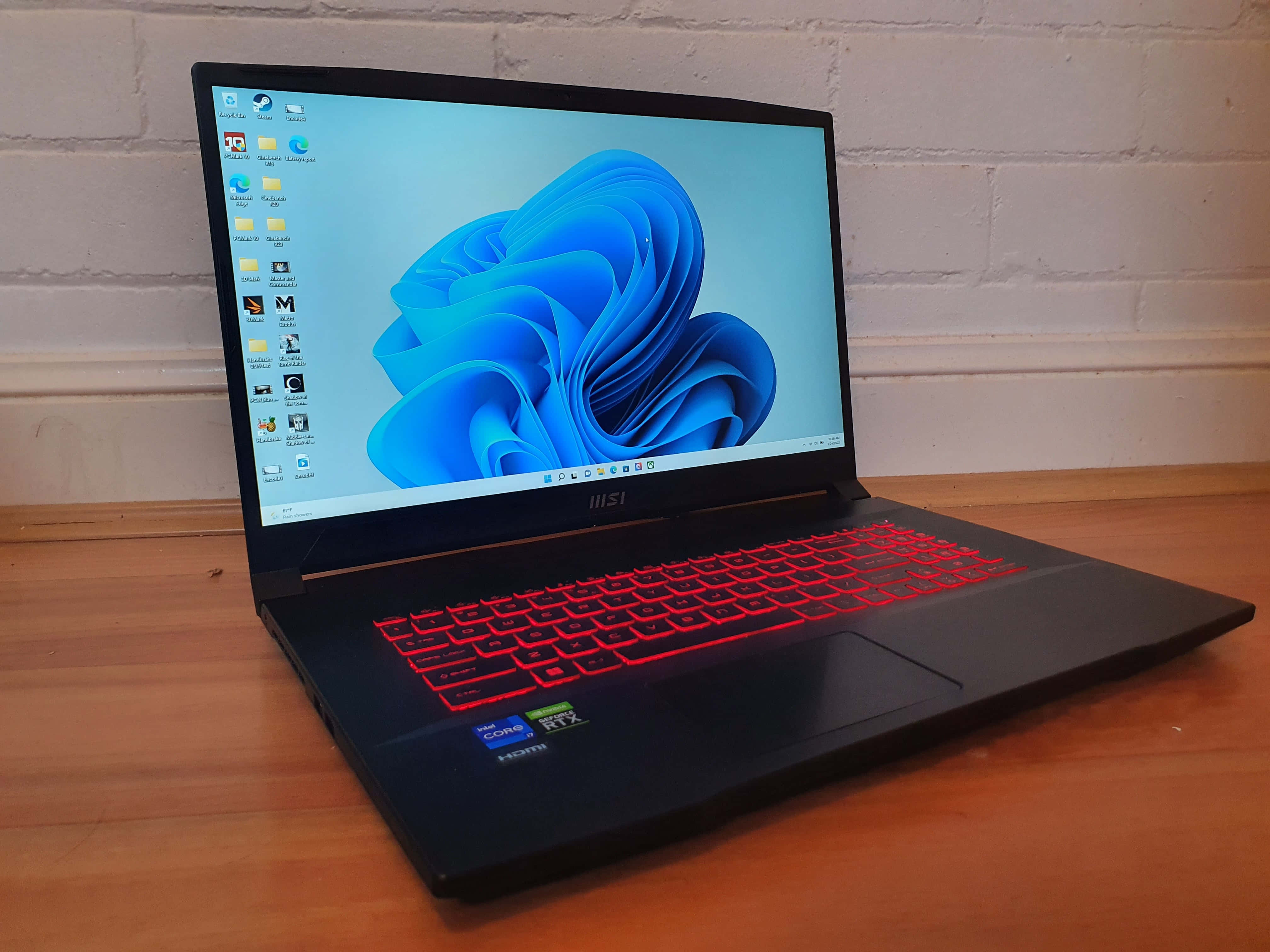 Mejora tu laptop con un toque estético Fondos de pantalla